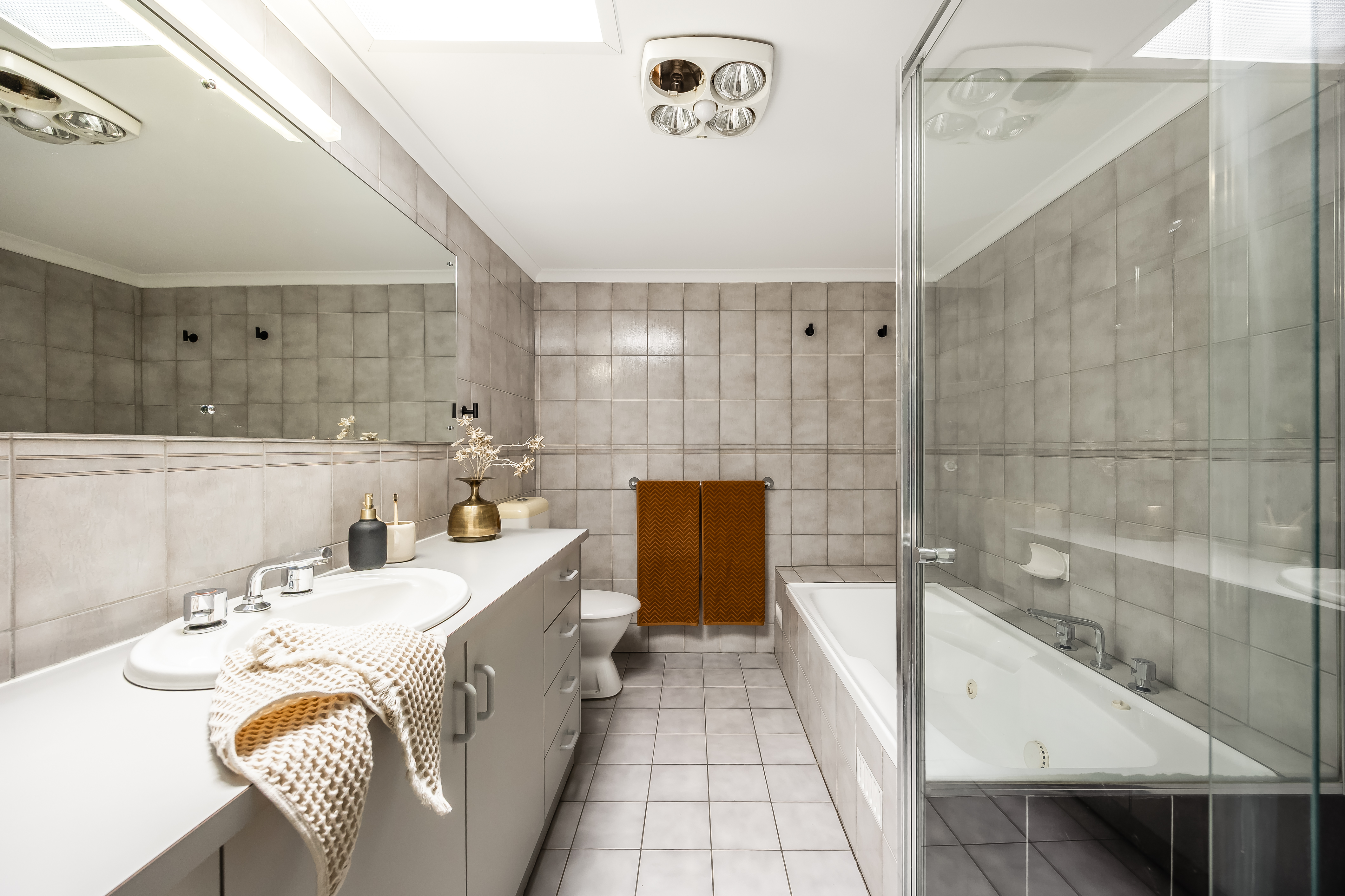 4 / 42 Durham Street, Glenelg