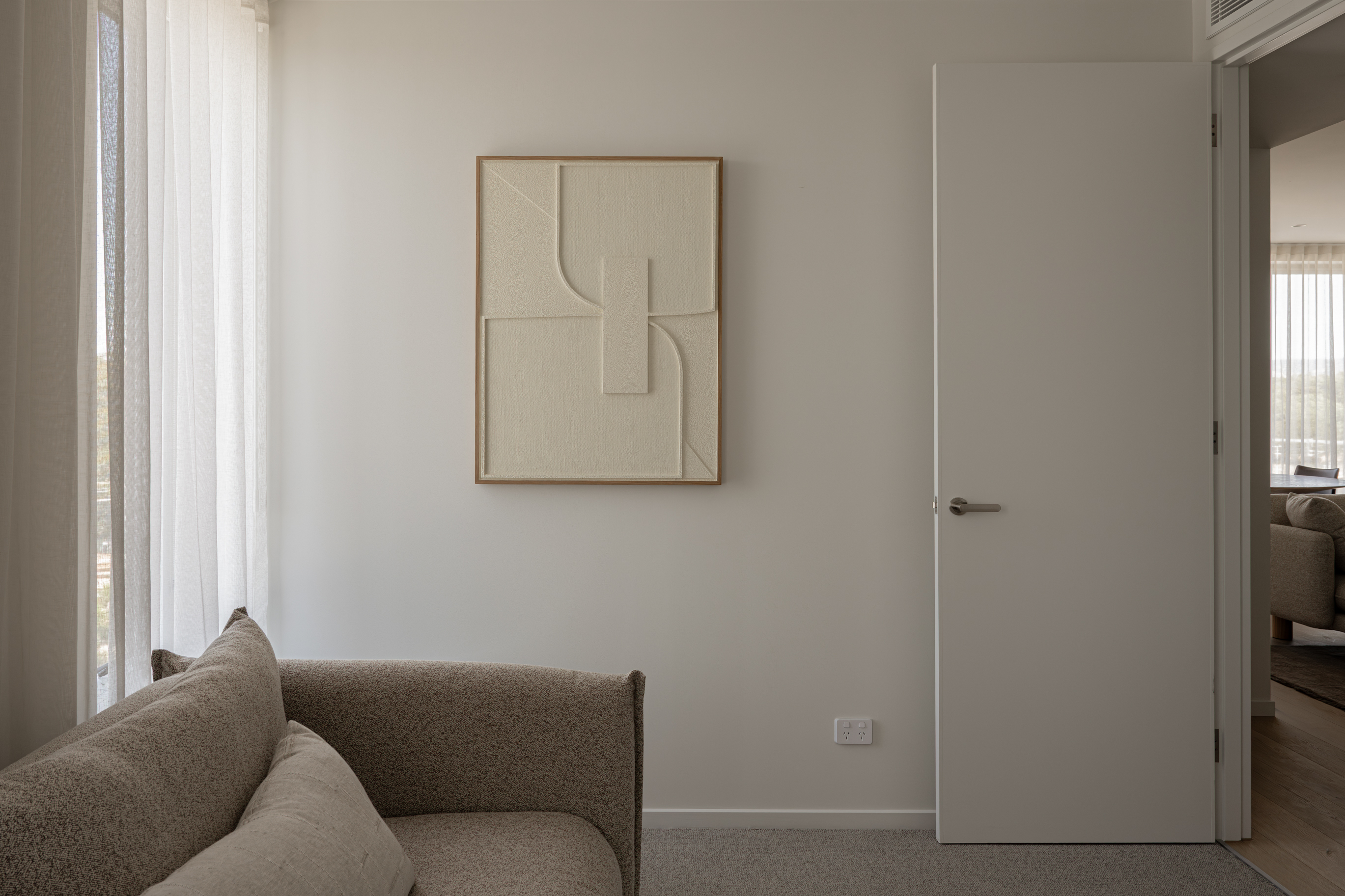 403 / 10 Railway Terrace, Mile End