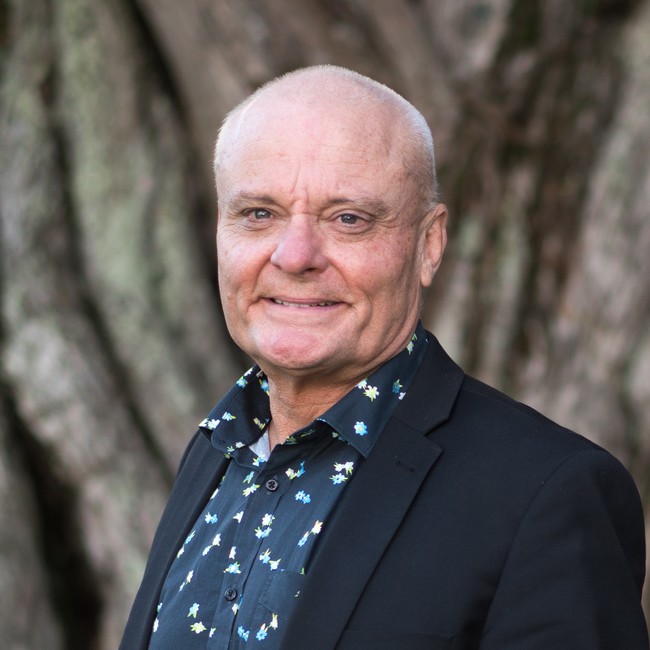 Excellent Communication & Knowledge