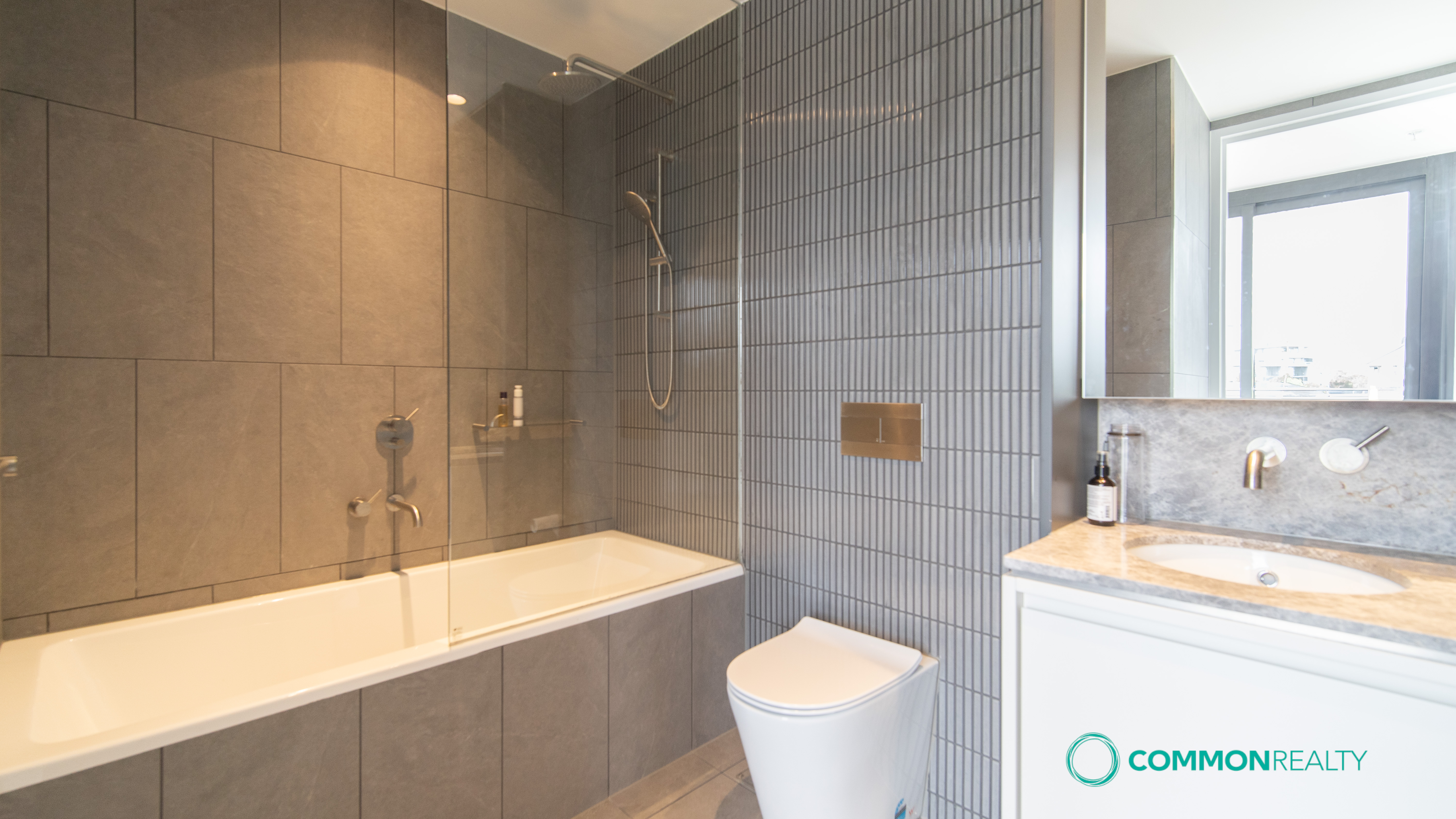 Brand New 2 Bedroom Apartment - photo 8