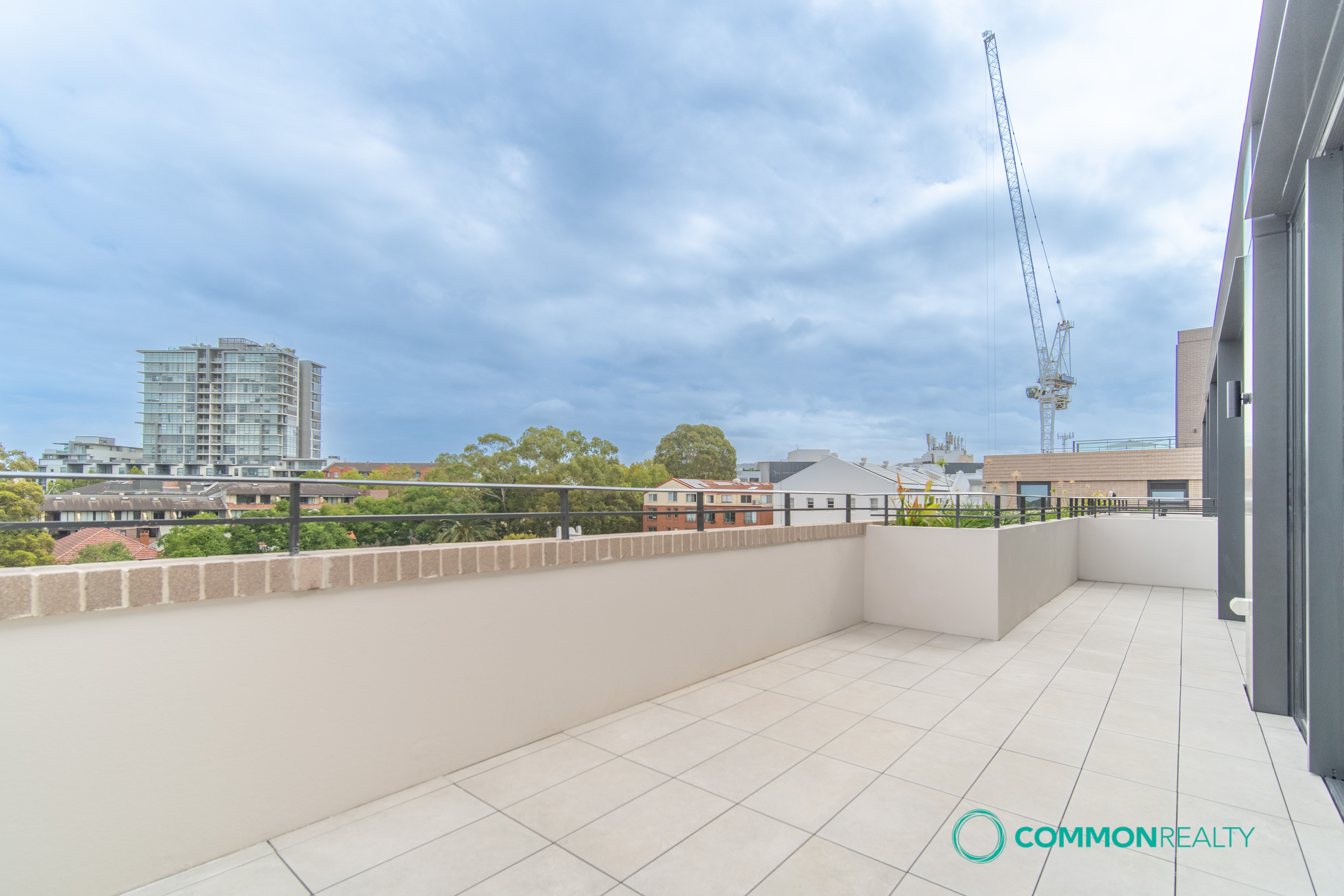 Brand New 2 Bedroom Apartment - photo 9