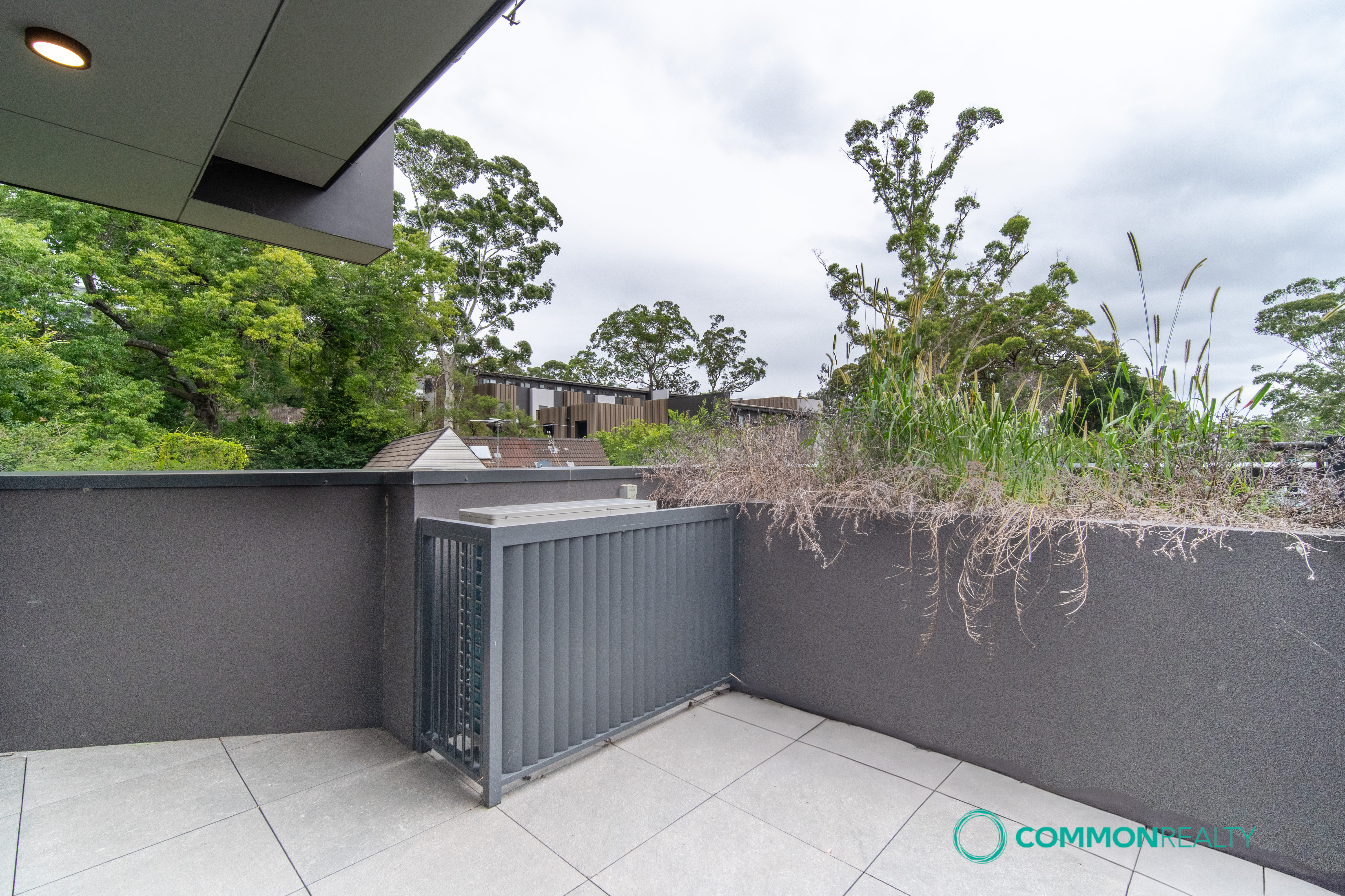 Modern 4 Bedroom Townhouse Living at Greenview - photo 14