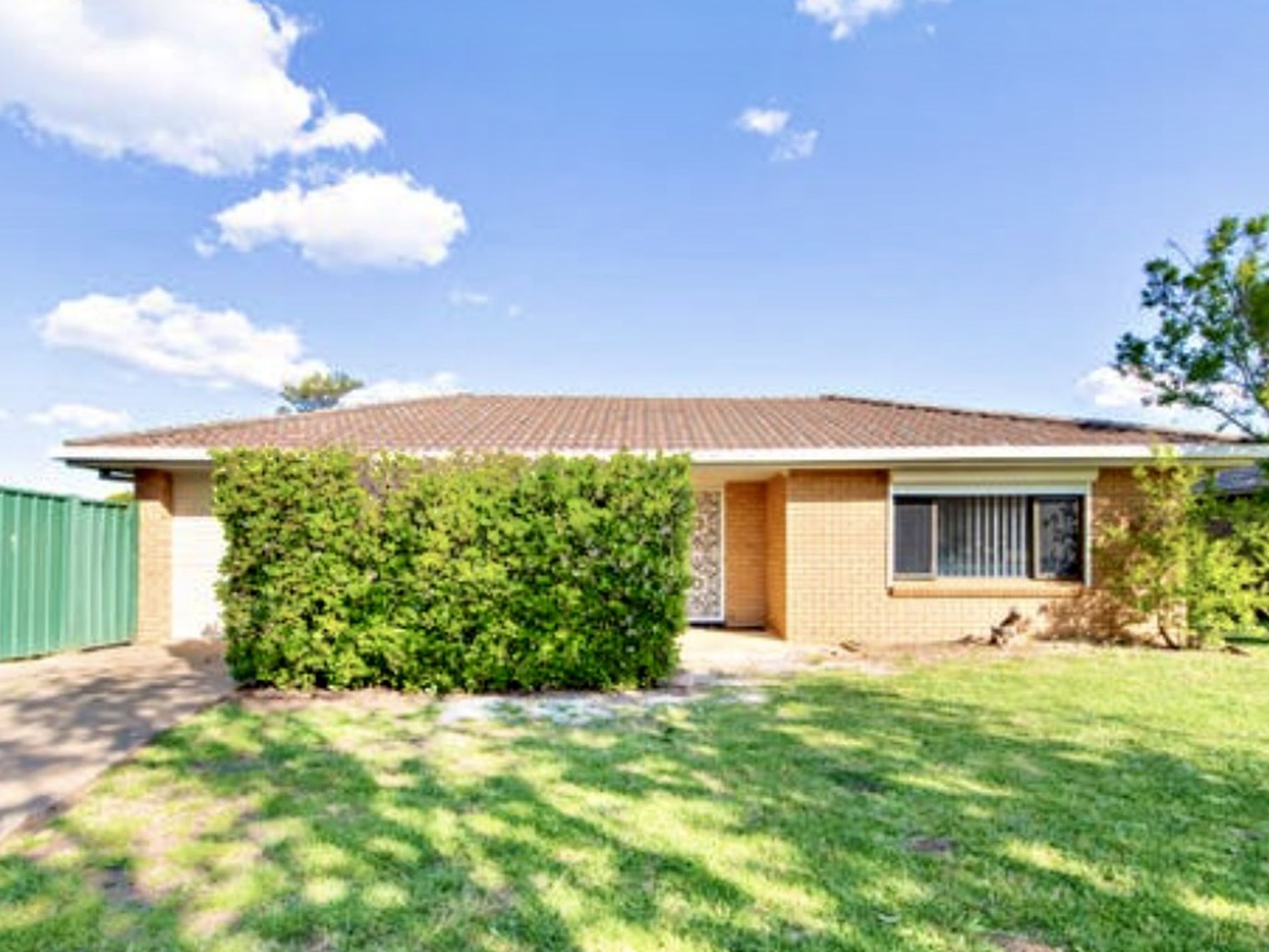 Excellent sales person and gives correct estimate of property