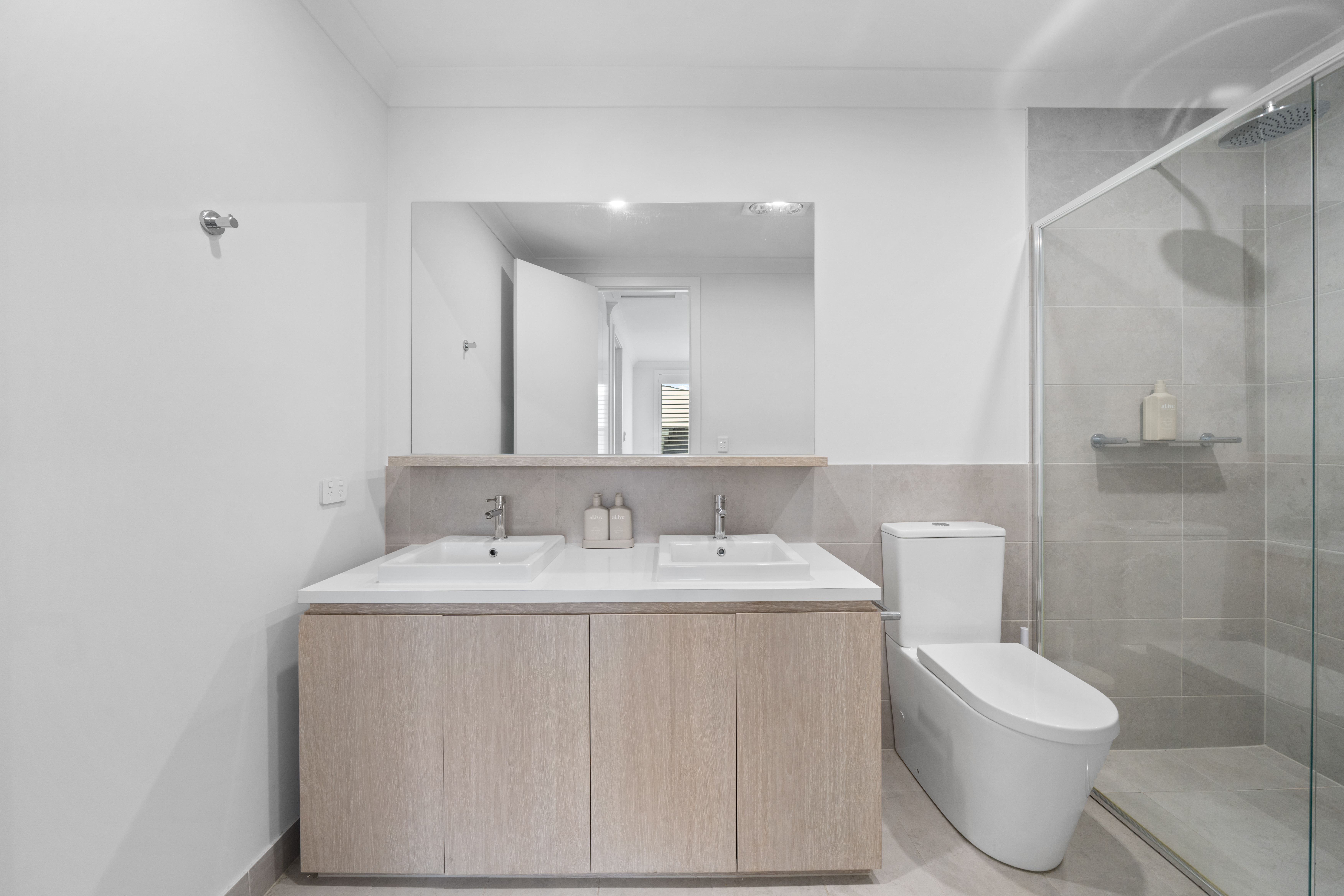 98 Wirra Drive, New Port