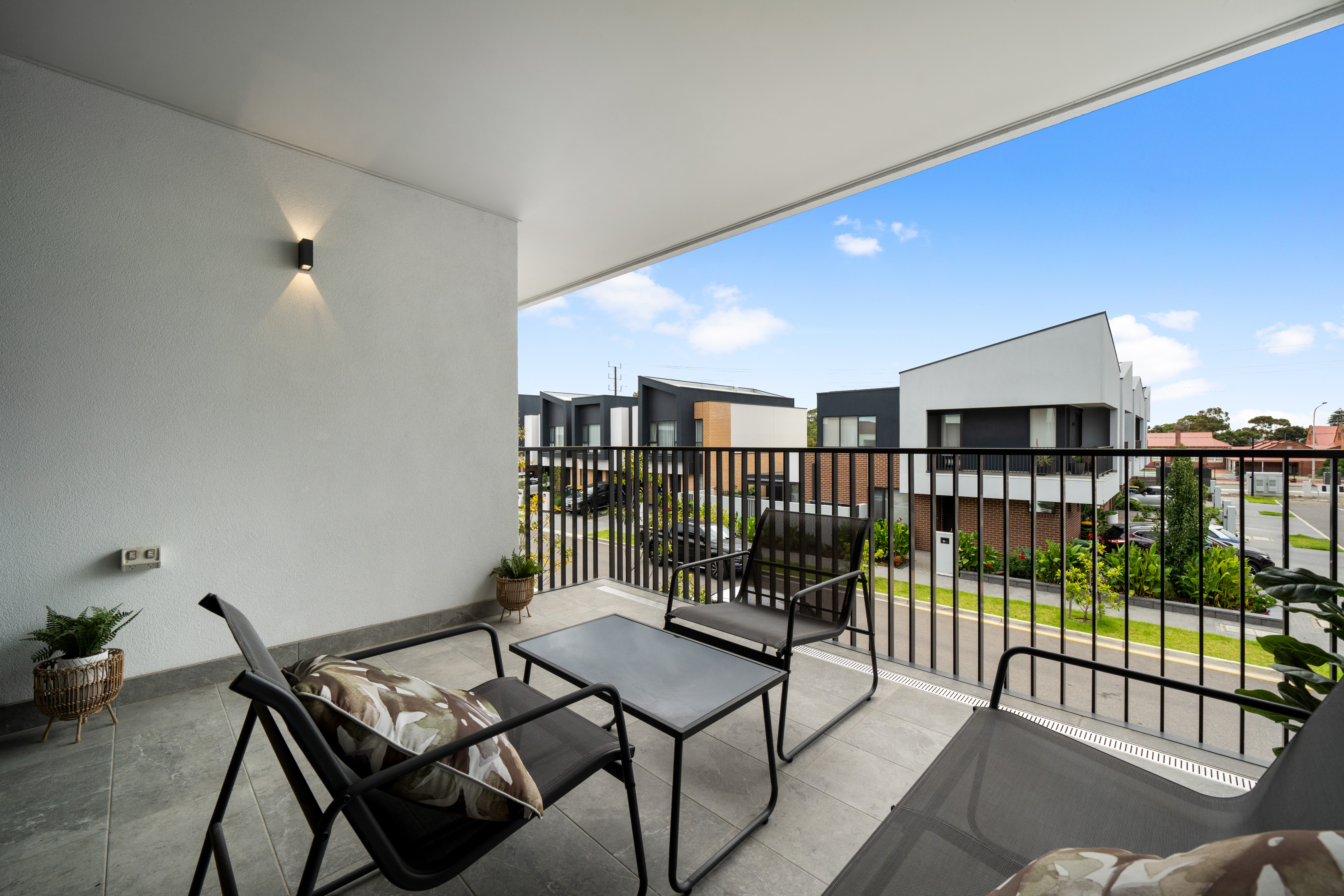 98 Wirra Drive, New Port