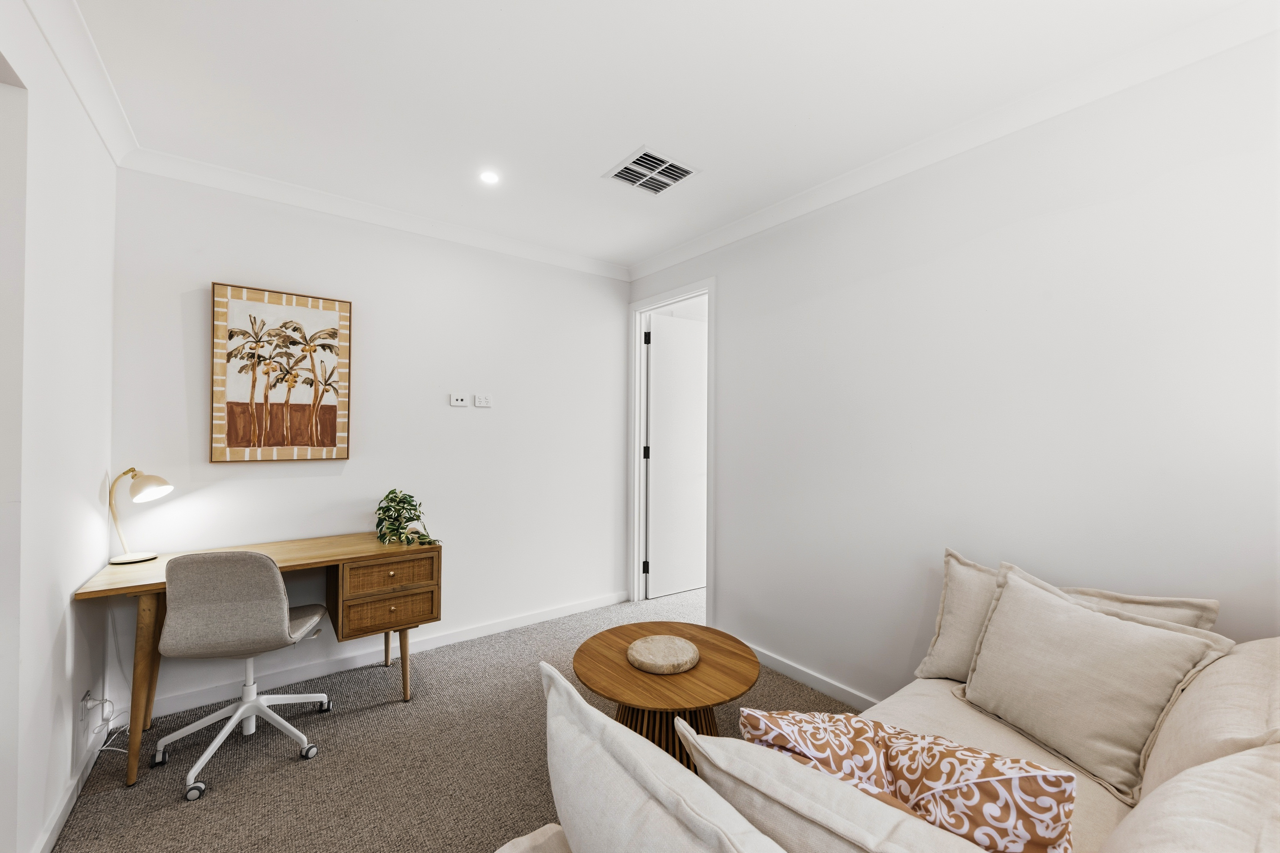 45 Graduation Parade, Taperoo