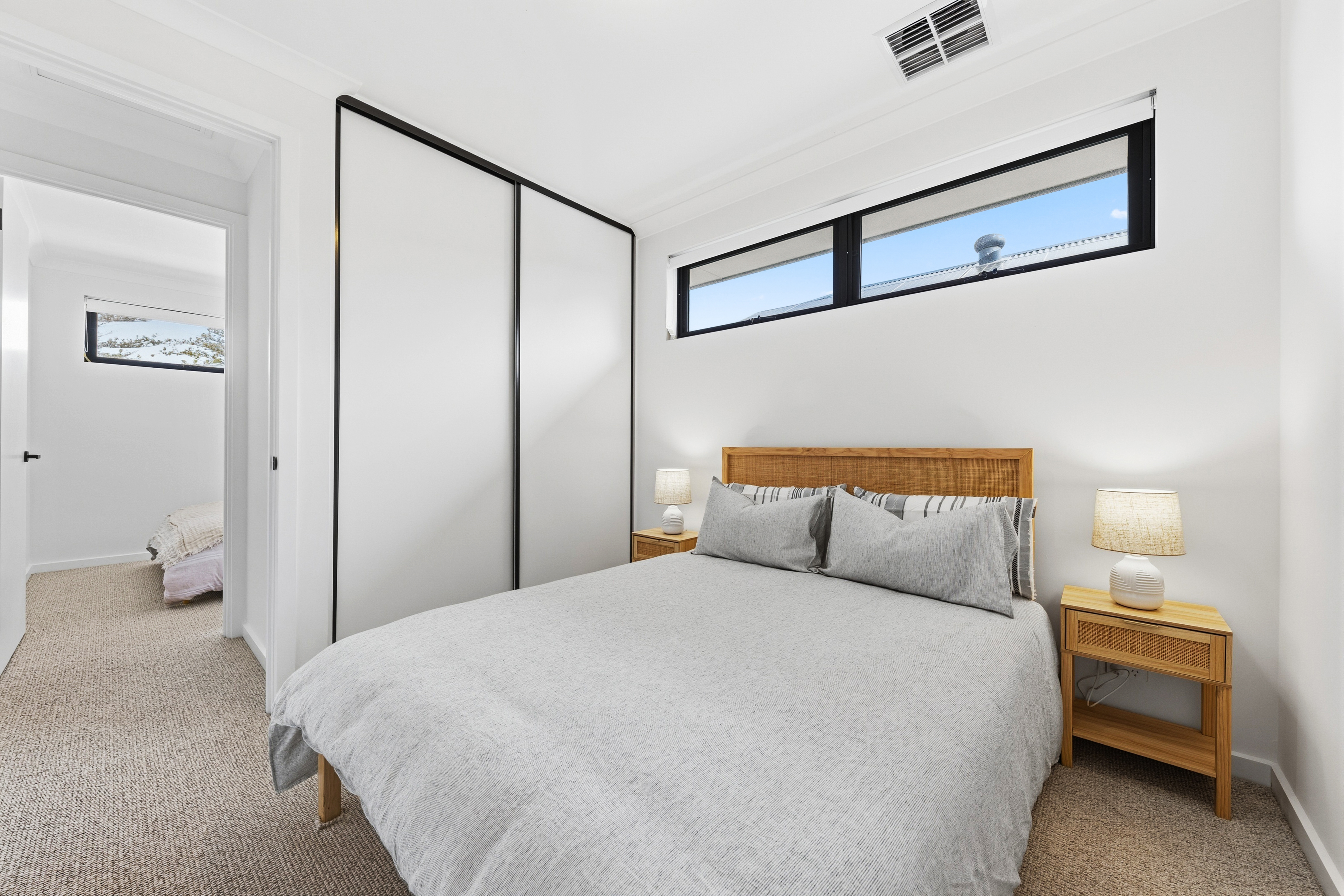 45 Graduation Parade, Taperoo