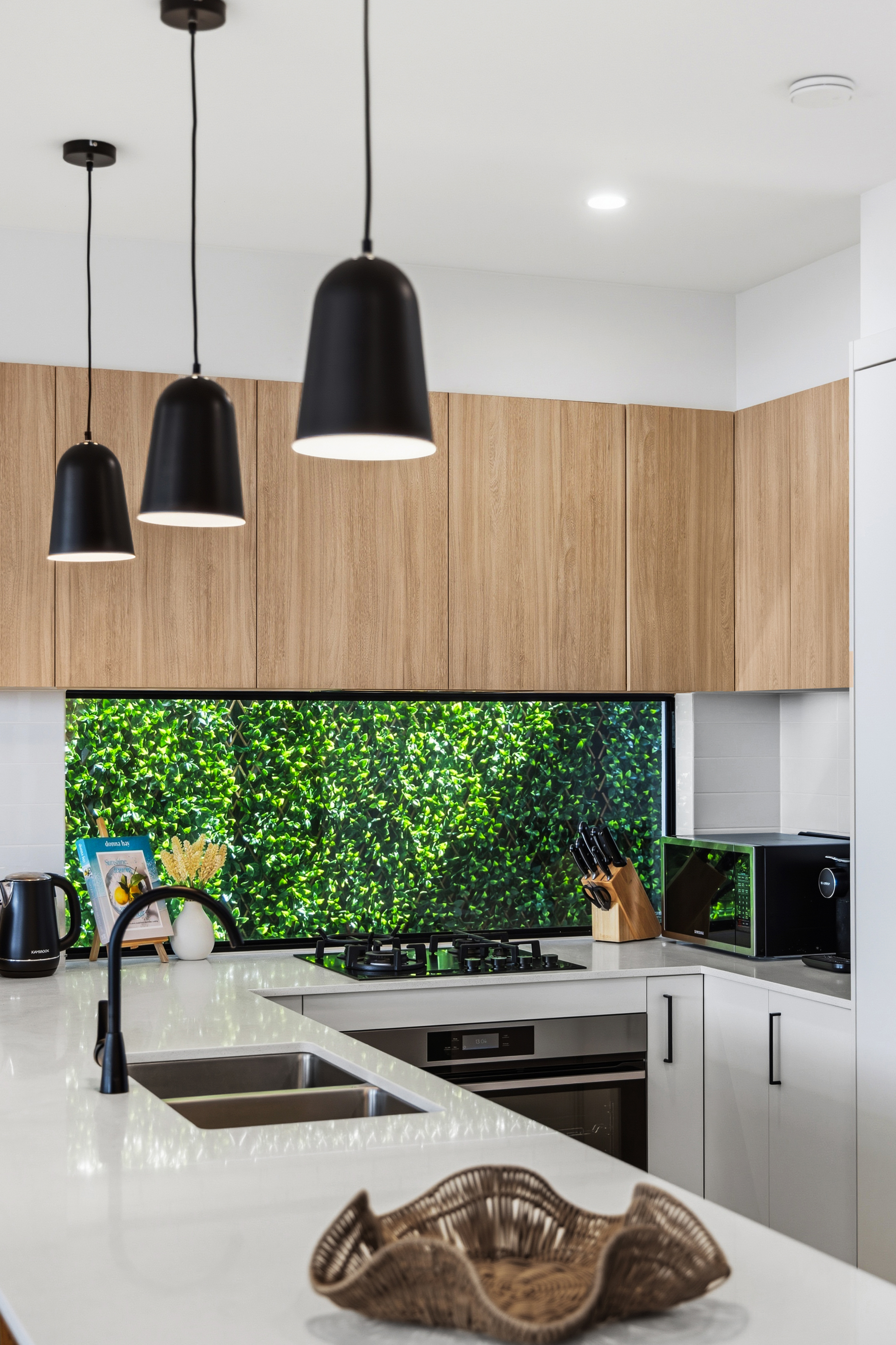 45 Graduation Parade, Taperoo