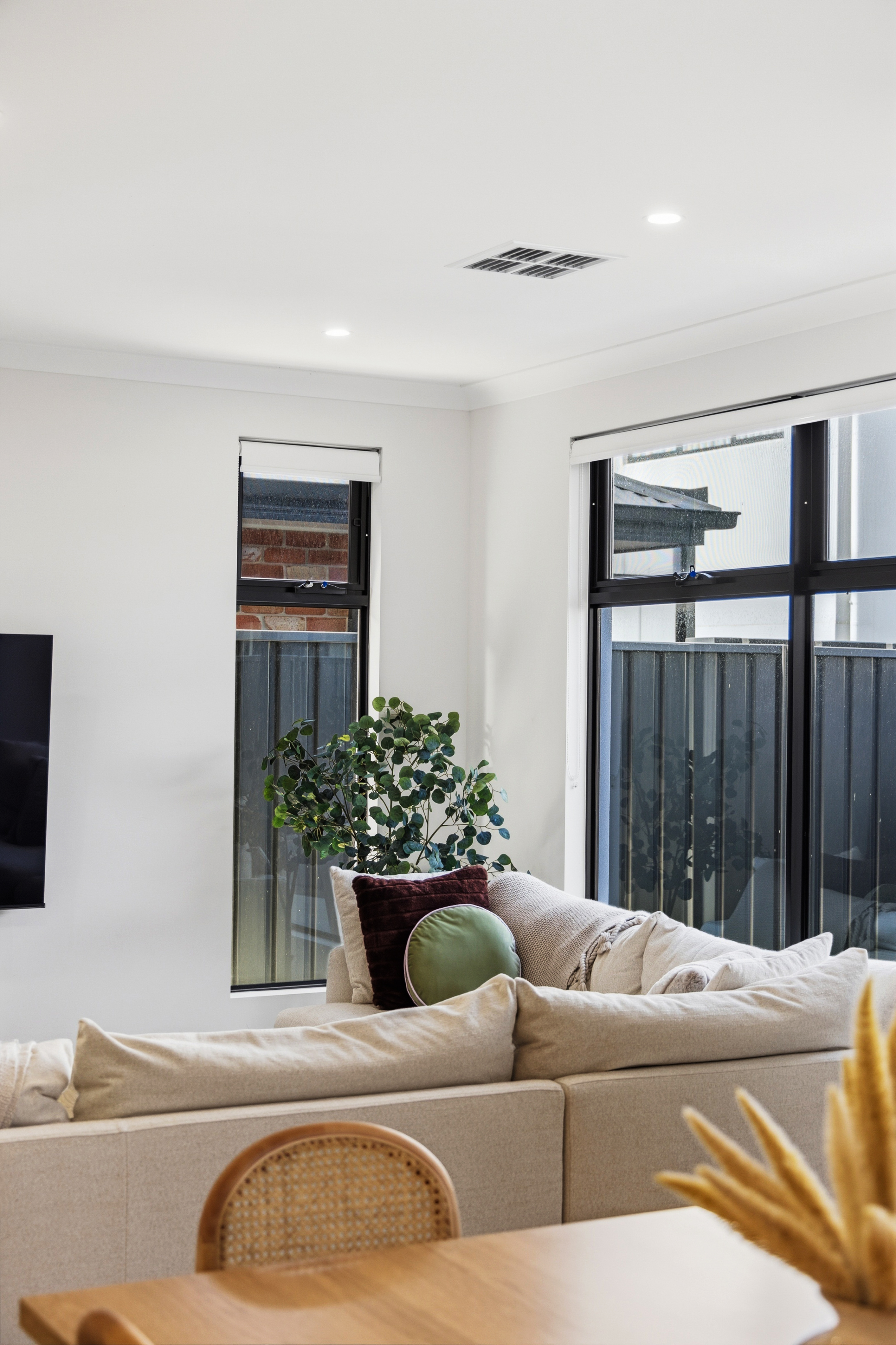 45 Graduation Parade, Taperoo