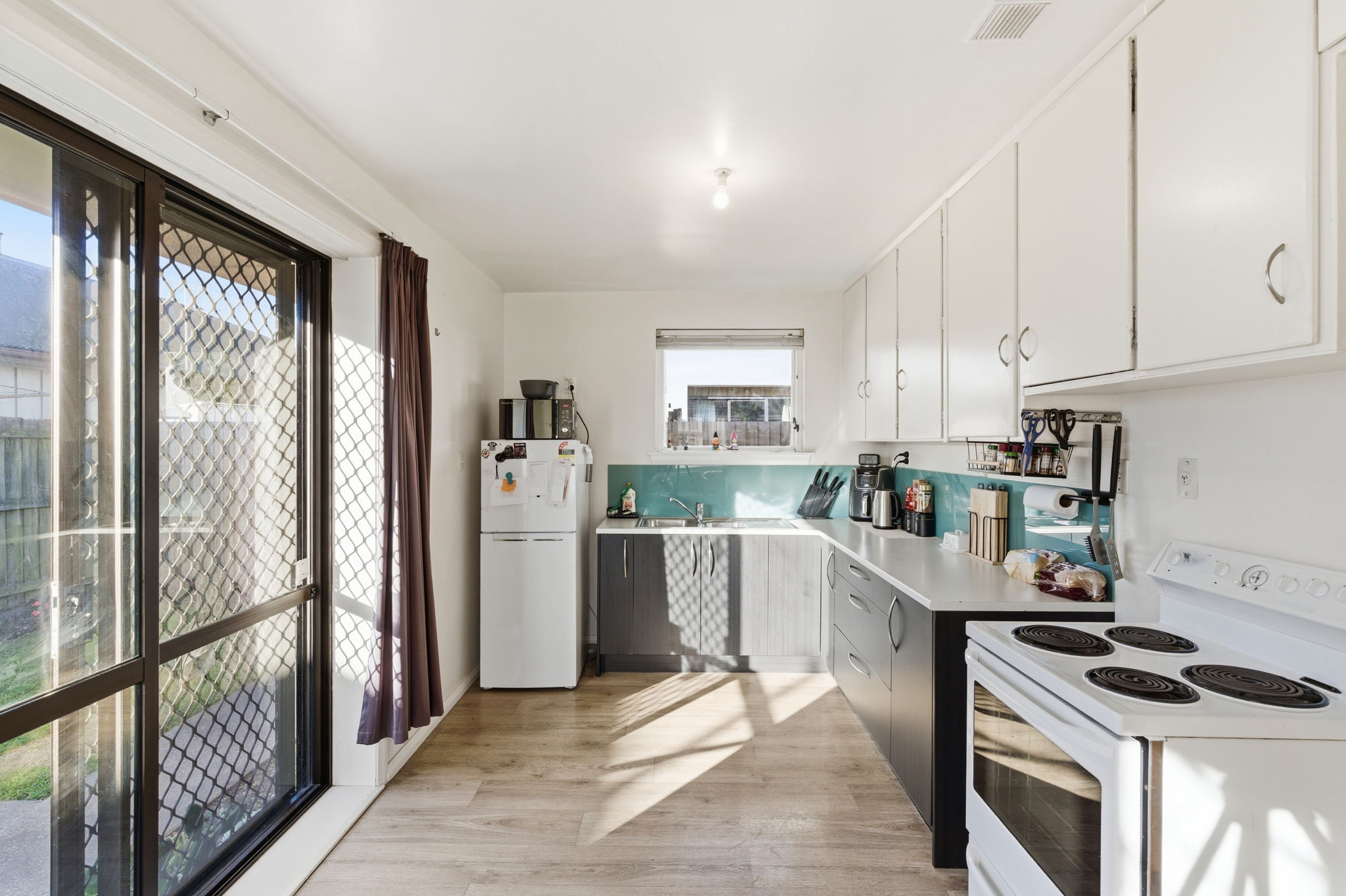 **Deadline Brought Forward** property photo 3