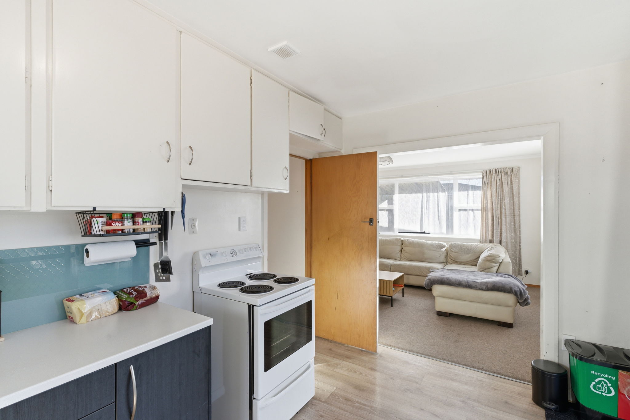 **Deadline Brought Forward** property photo 5