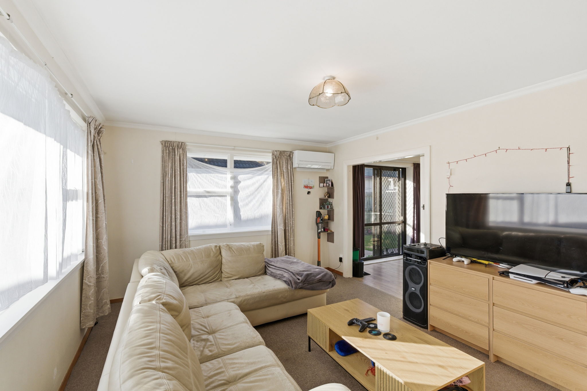 **Deadline Brought Forward** property photo 2