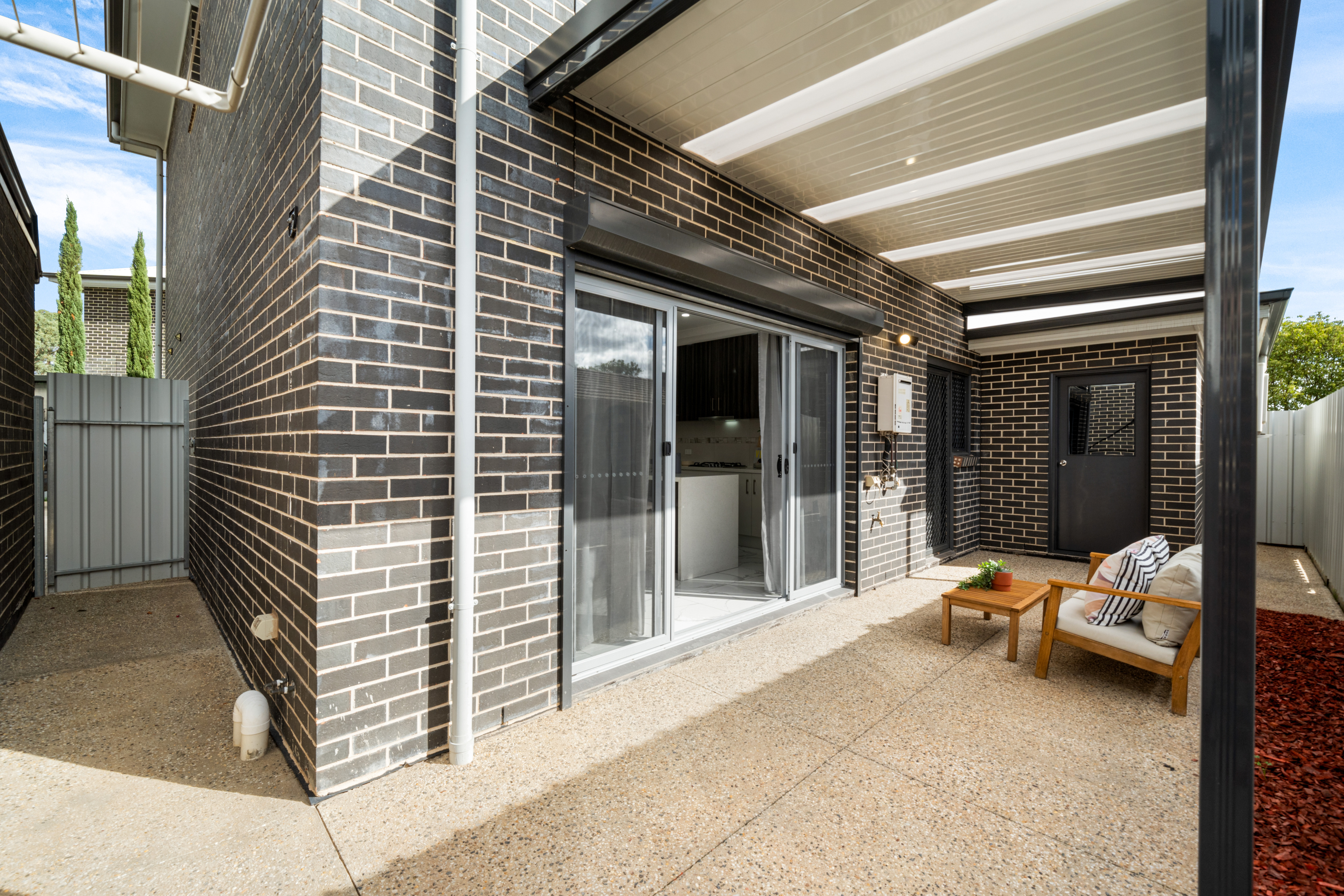 2 / 129 Commercial Road, Salisbury