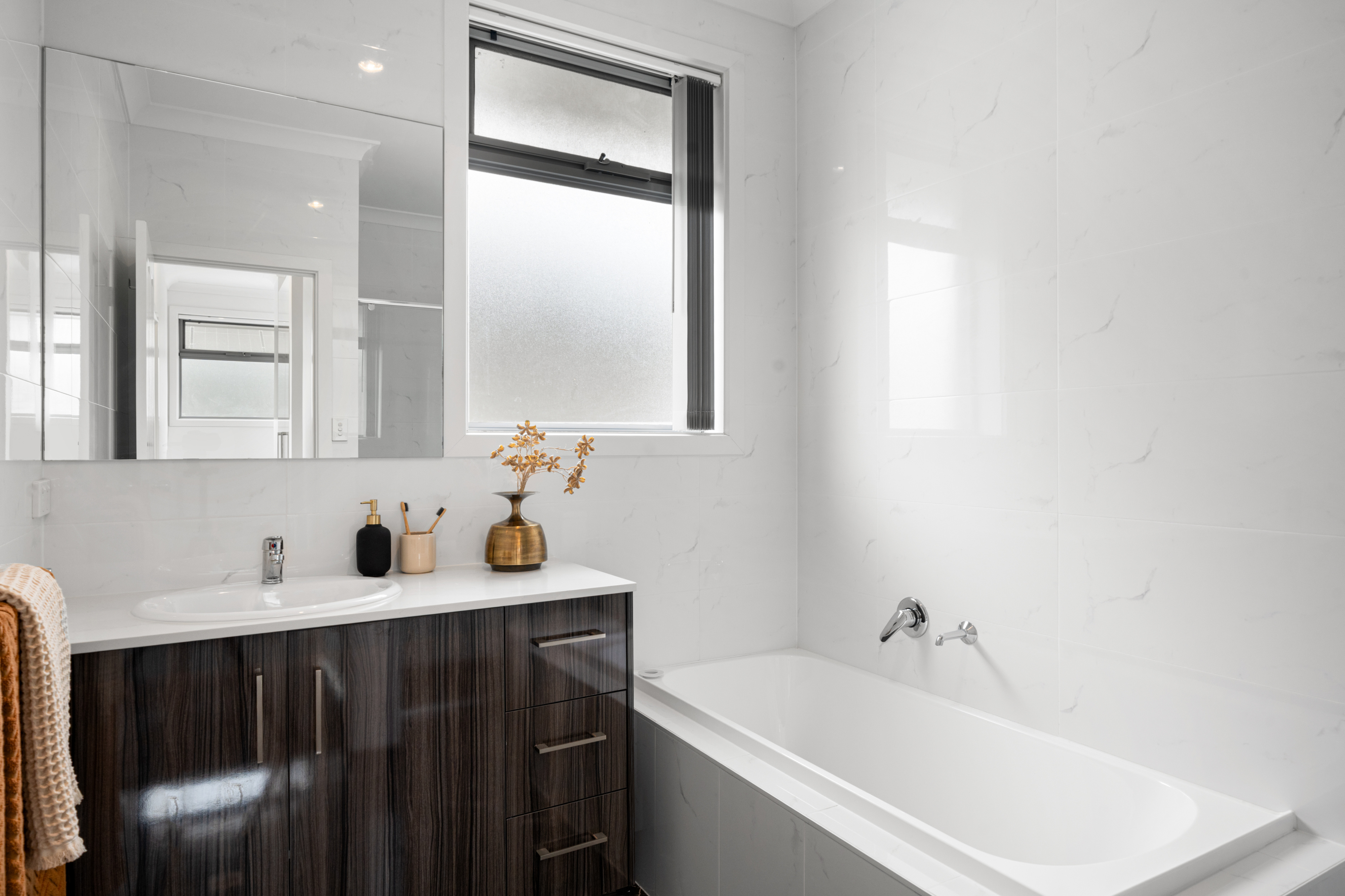 2 / 129 Commercial Road, Salisbury