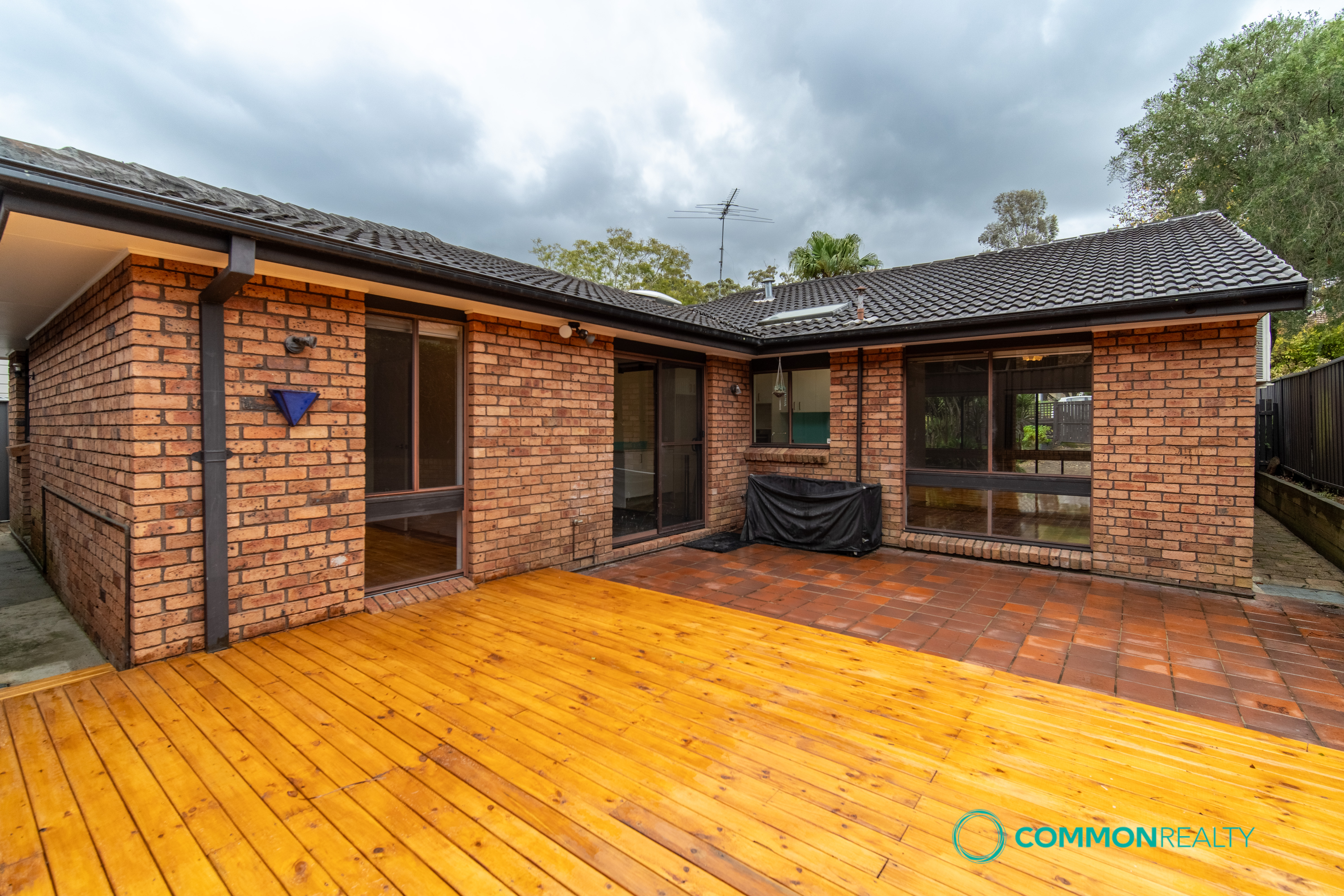 Convenient & Light-Filled Family Living in Chatswood - photo 12