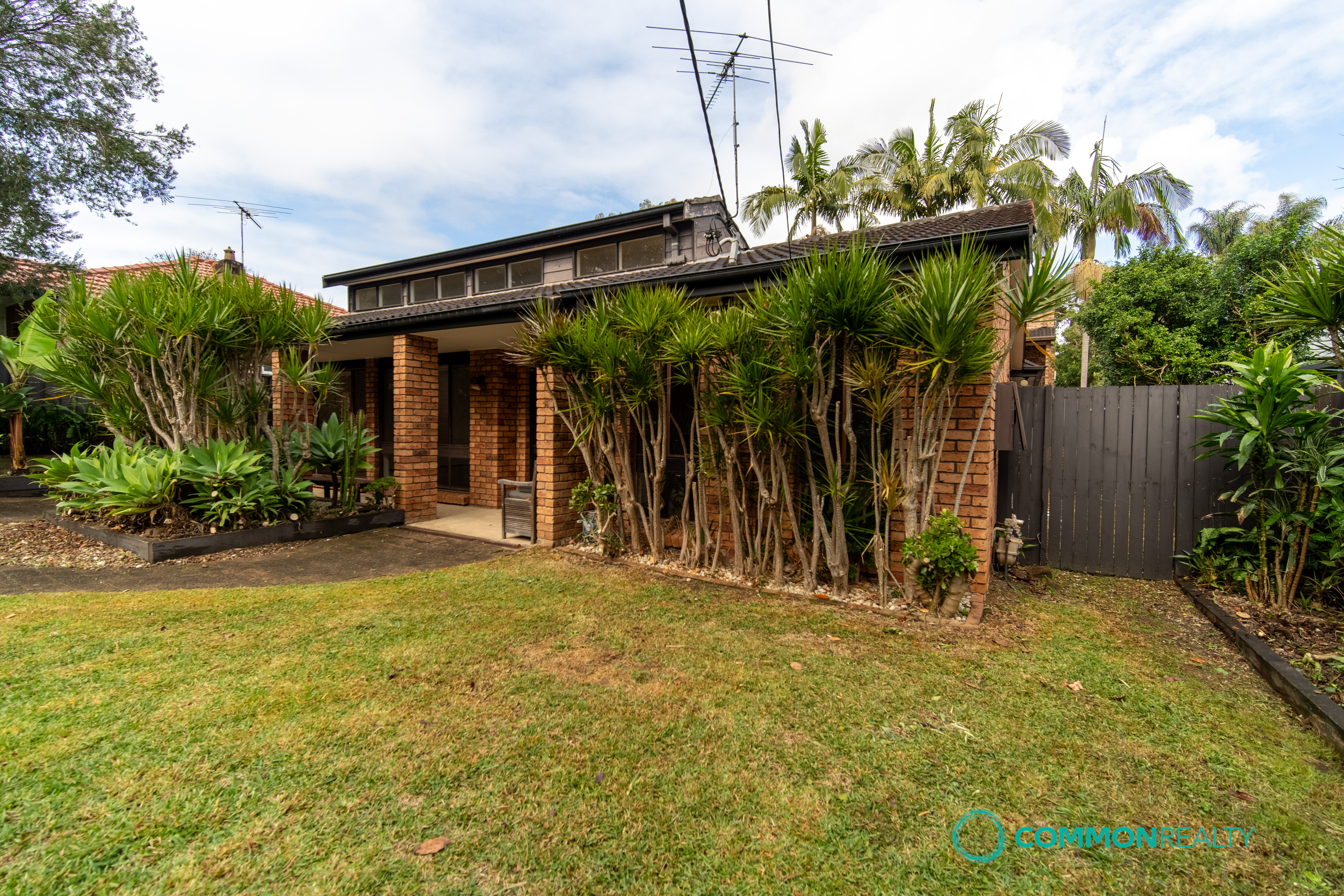 Convenient & Light-Filled Family Living in Chatswood - photo 10