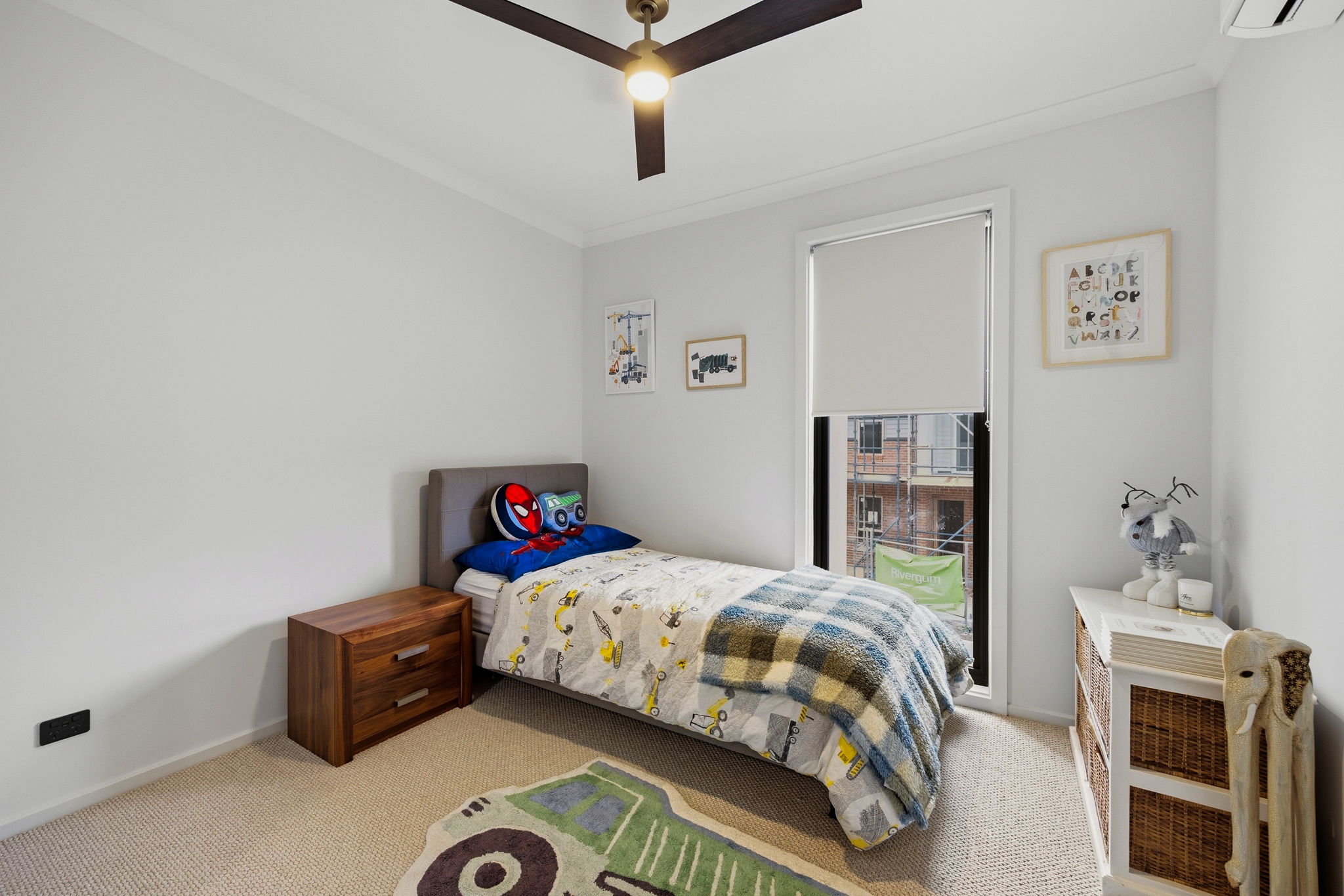 2 John Mckinna Circuit, Taperoo