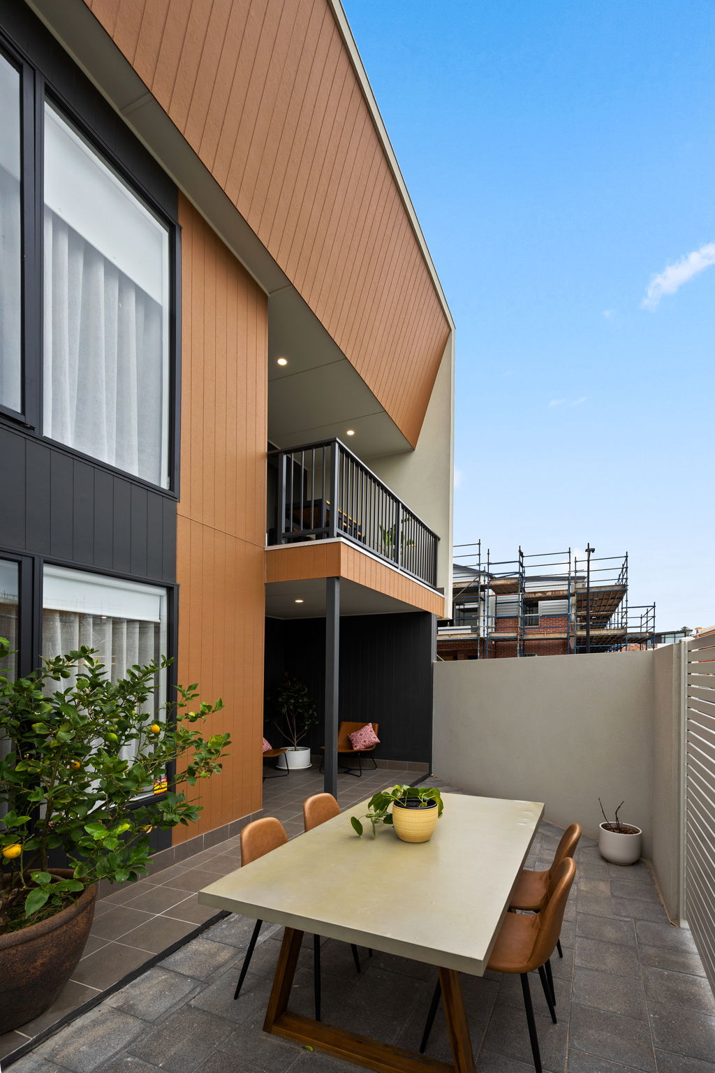 2 John Mckinna Circuit, Taperoo