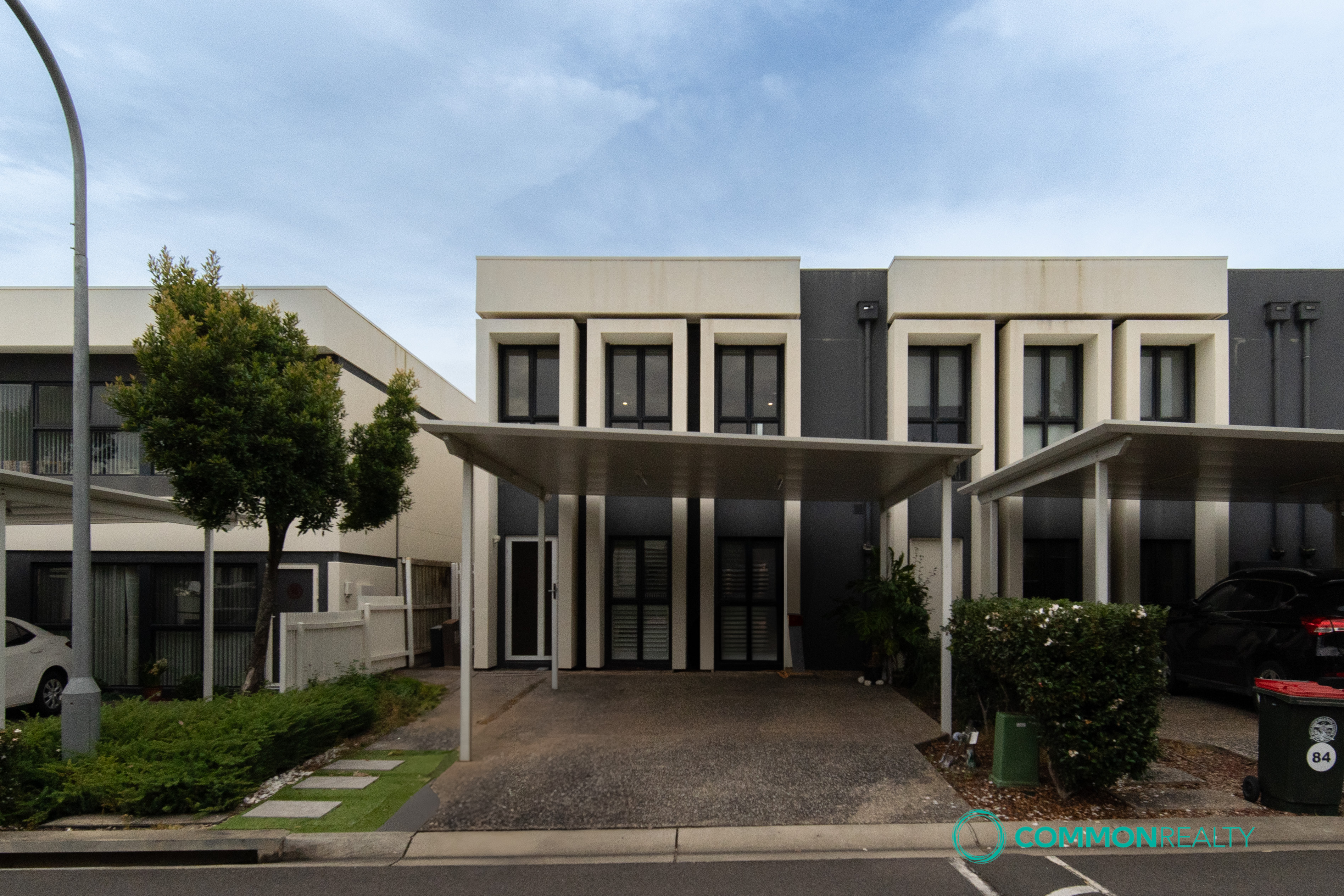Modern 3 Bedroom Family Luxury - photo 11