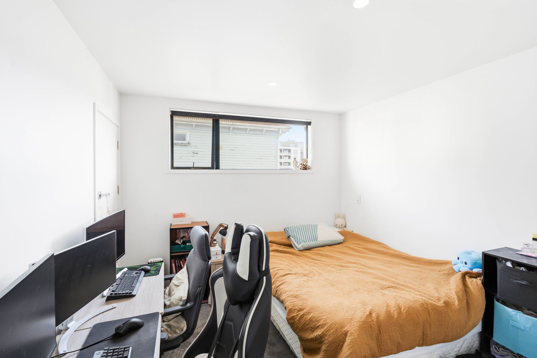 6 minute walk to One Stadium! property photo 5