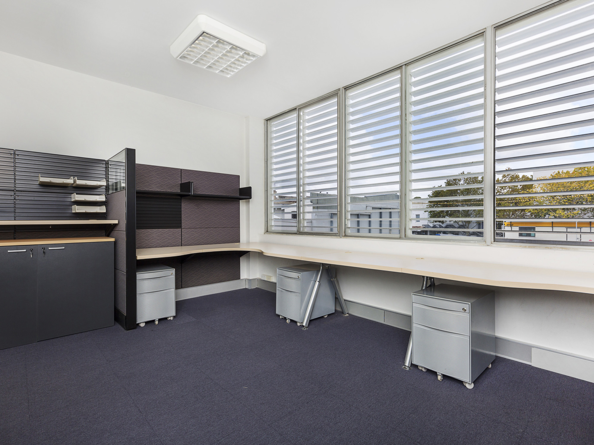 FOR SALE -  CROWS NEST OFFICE NEAR METRO