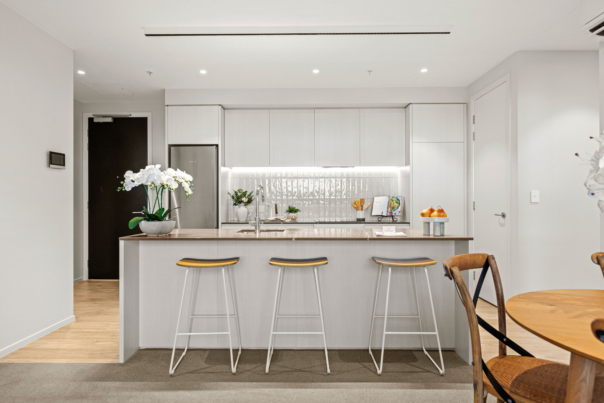 Spacious City Living with Two Car Spaces property photo 3