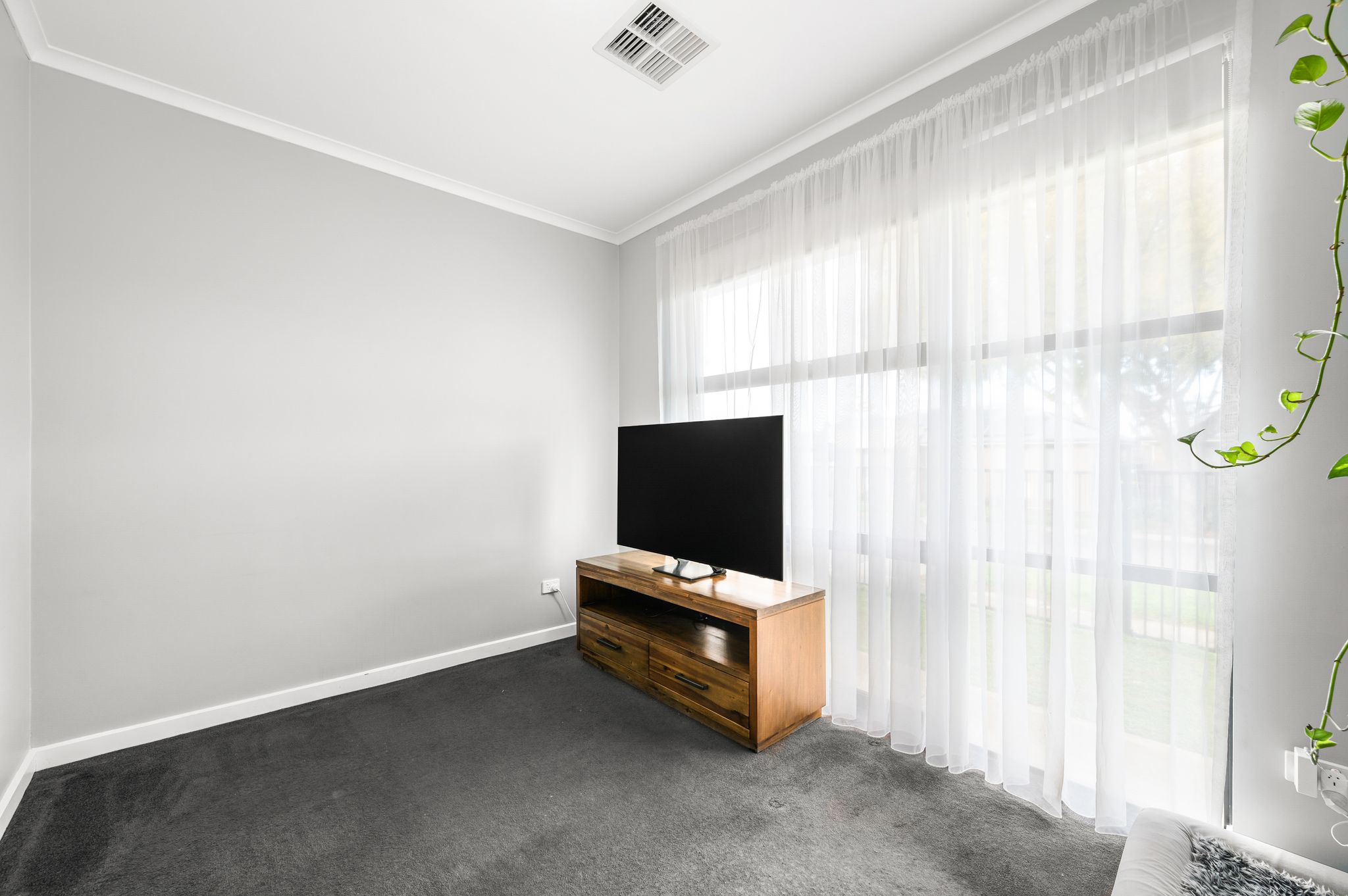 1 Indarra Street, Taperoo