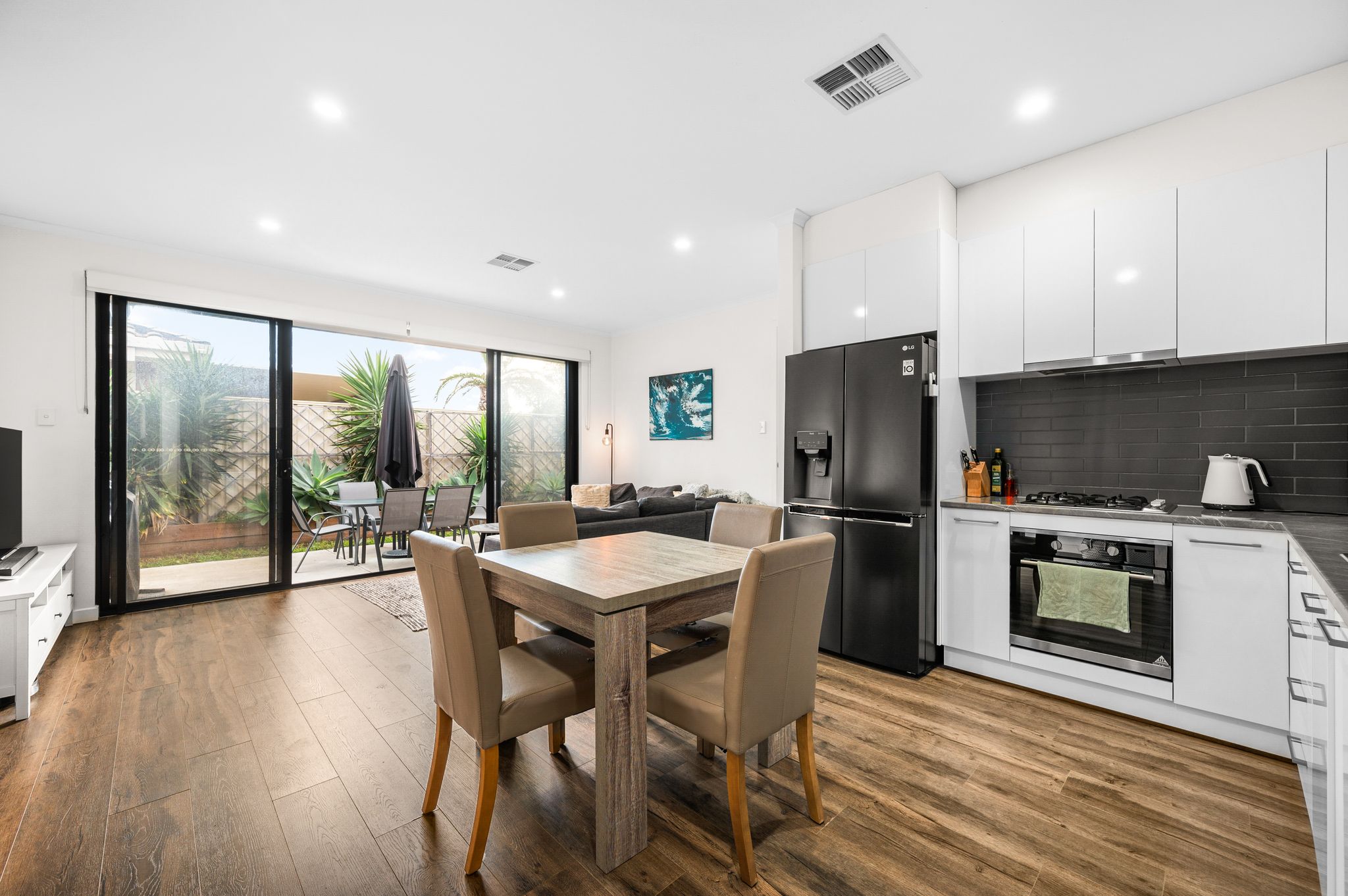 1 Indarra Street, Taperoo