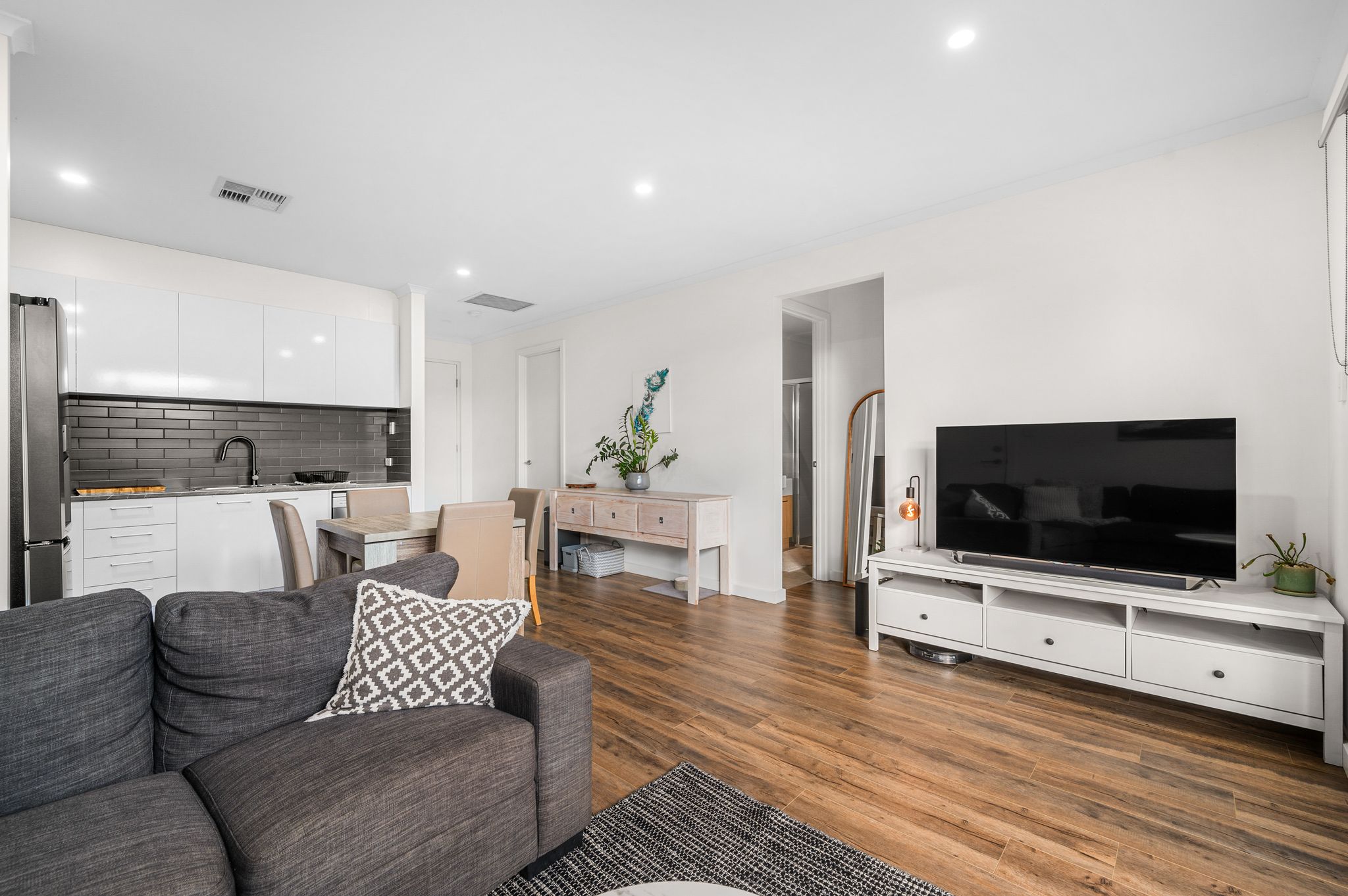 1 Indarra Street, Taperoo