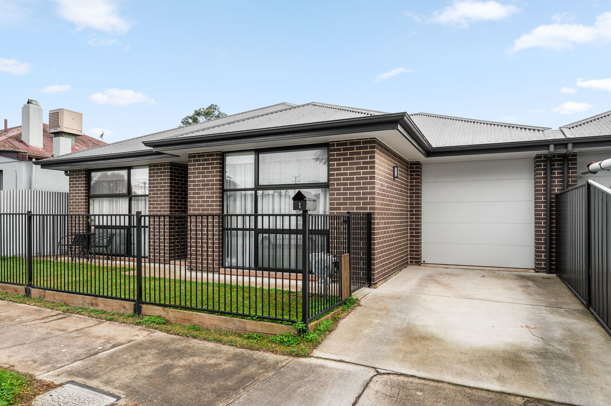 1 Indarra Street, Taperoo