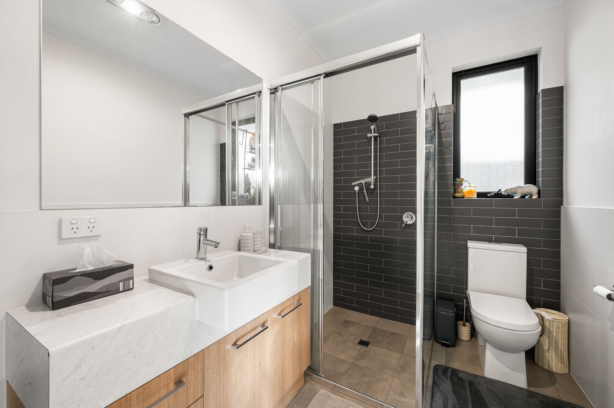 1 Indarra Street, Taperoo