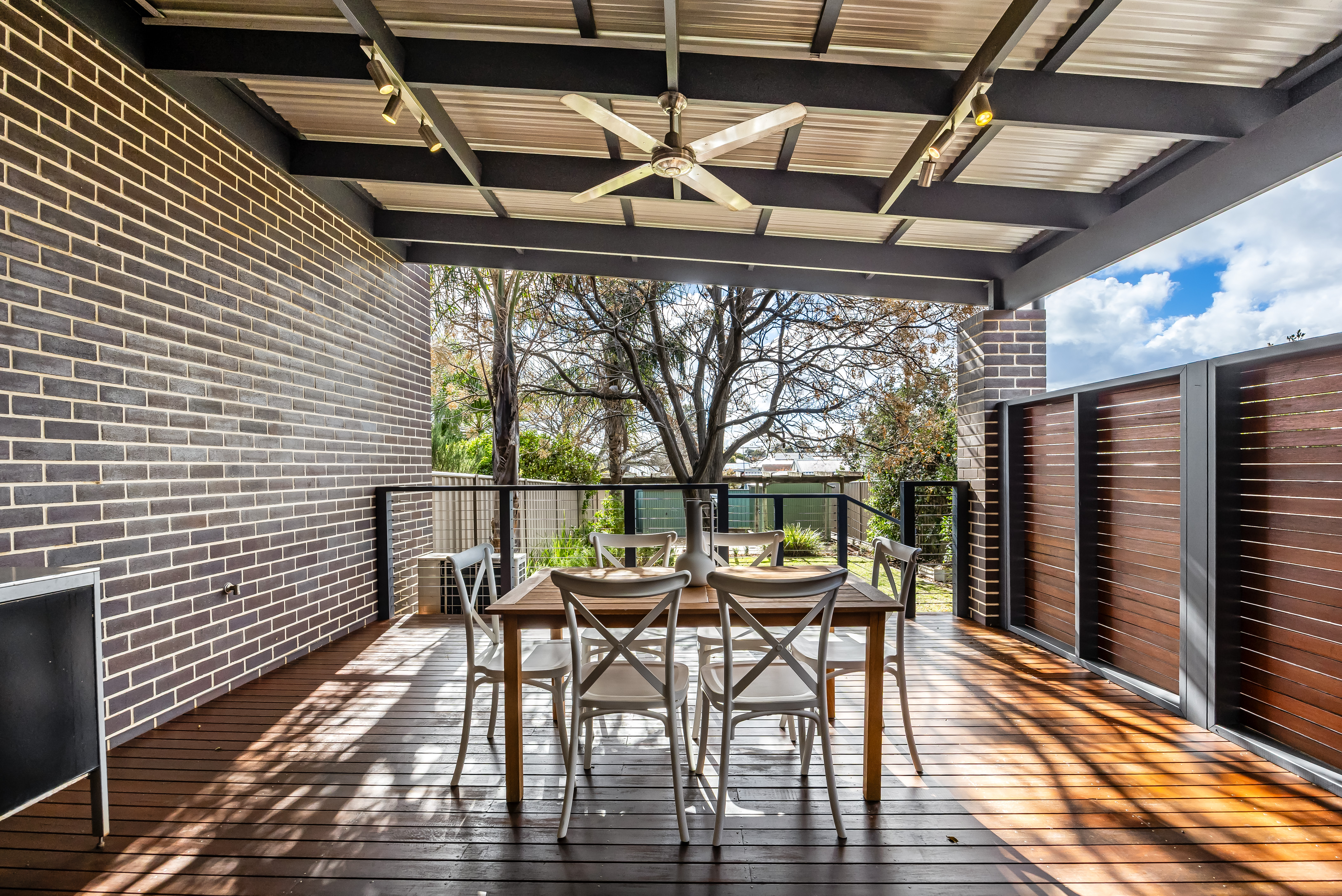 2A Corralyn Terrace, Enfield