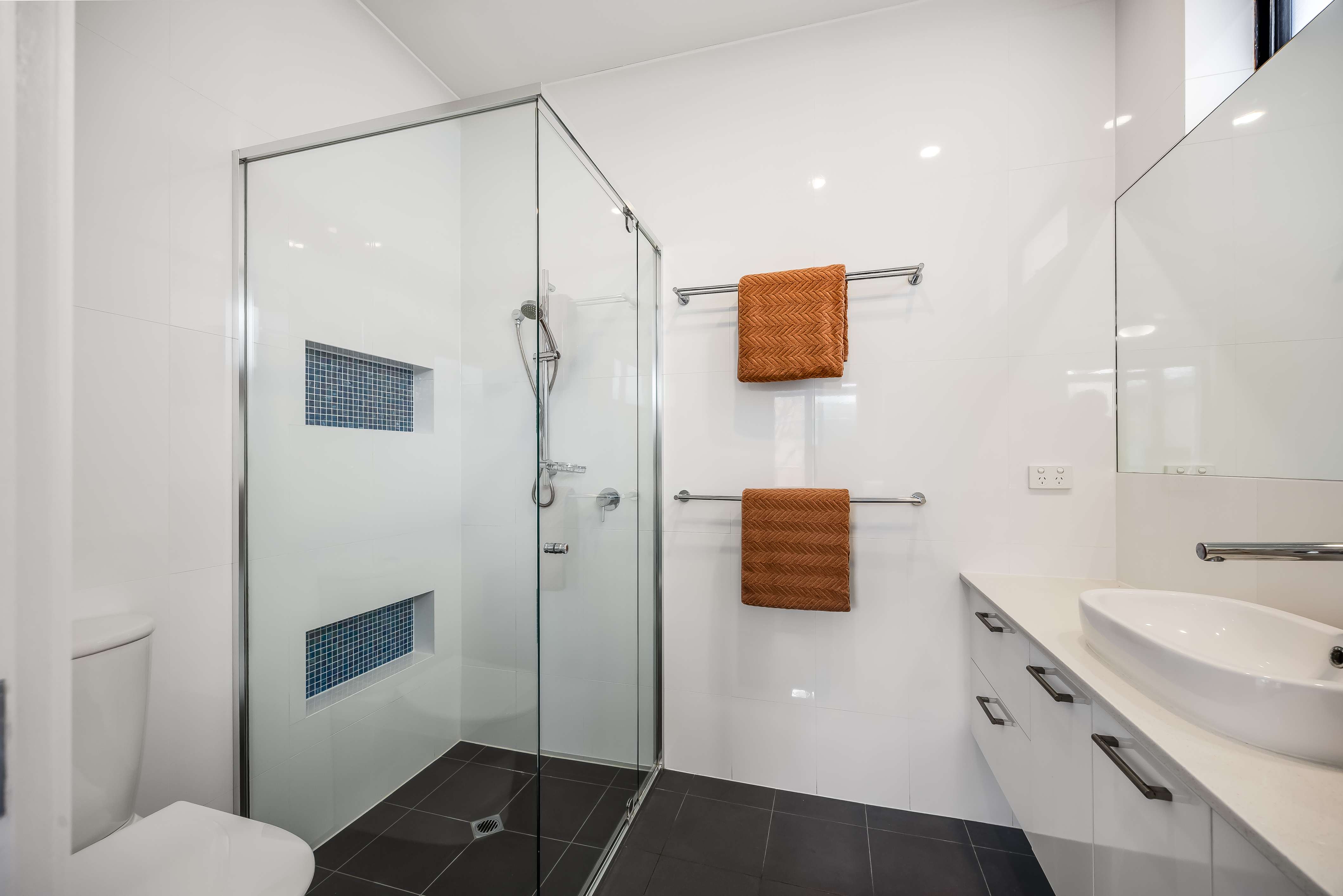 2A Corralyn Terrace, Enfield