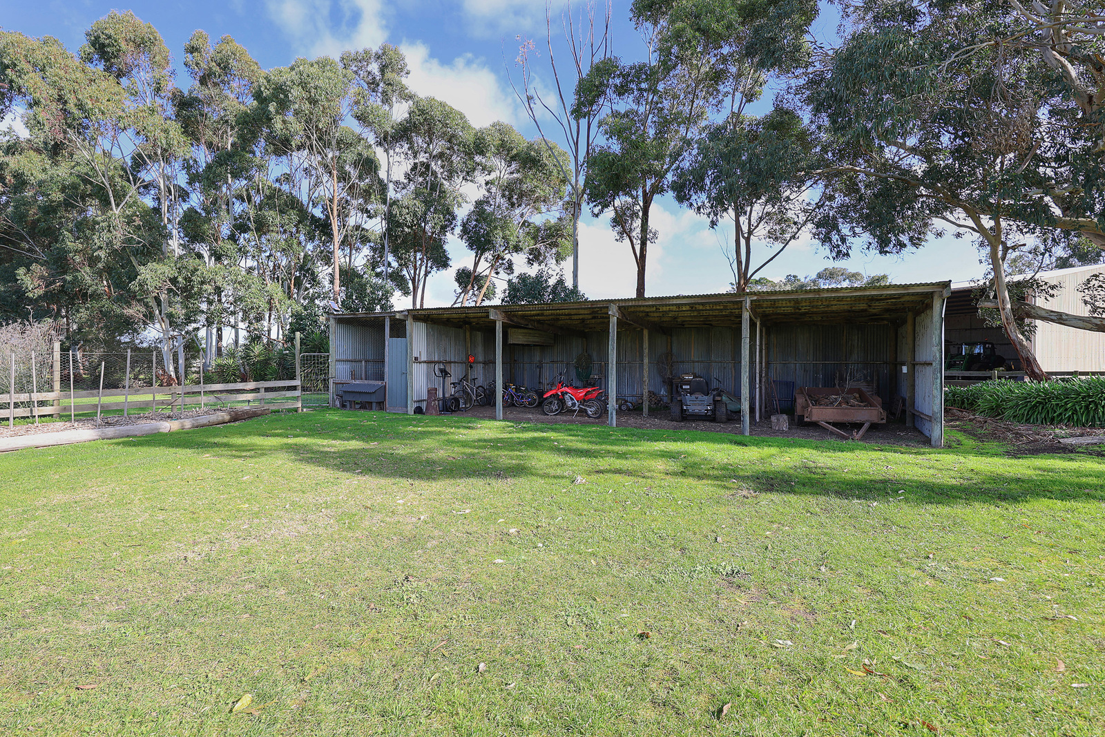 96 Dawsons Lane, Heywood For Sale by Farmbuy.com - image 11