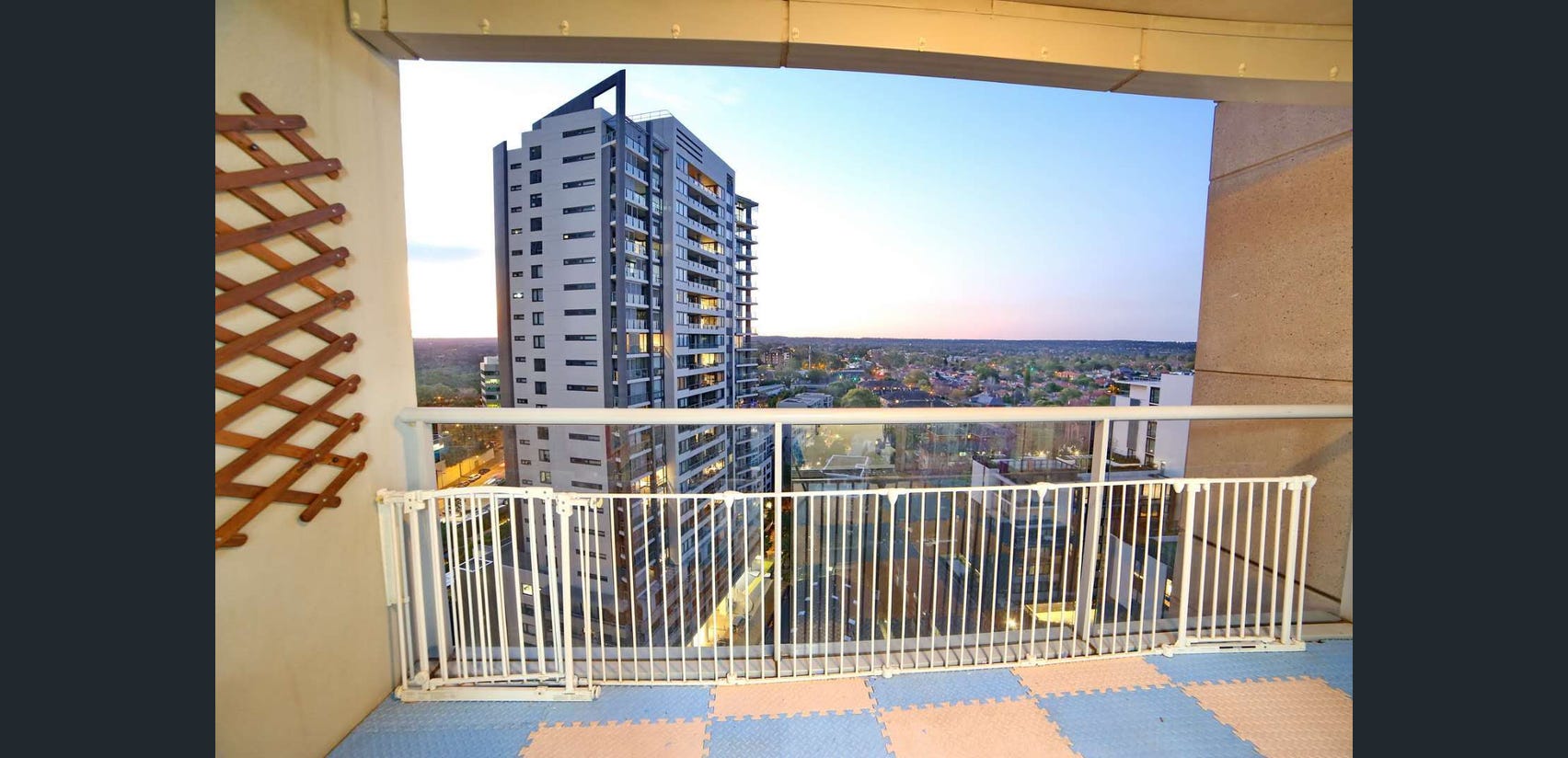Sophisticated Living in the Heart of Chatswood | Luxury Regency Residence - photo 10