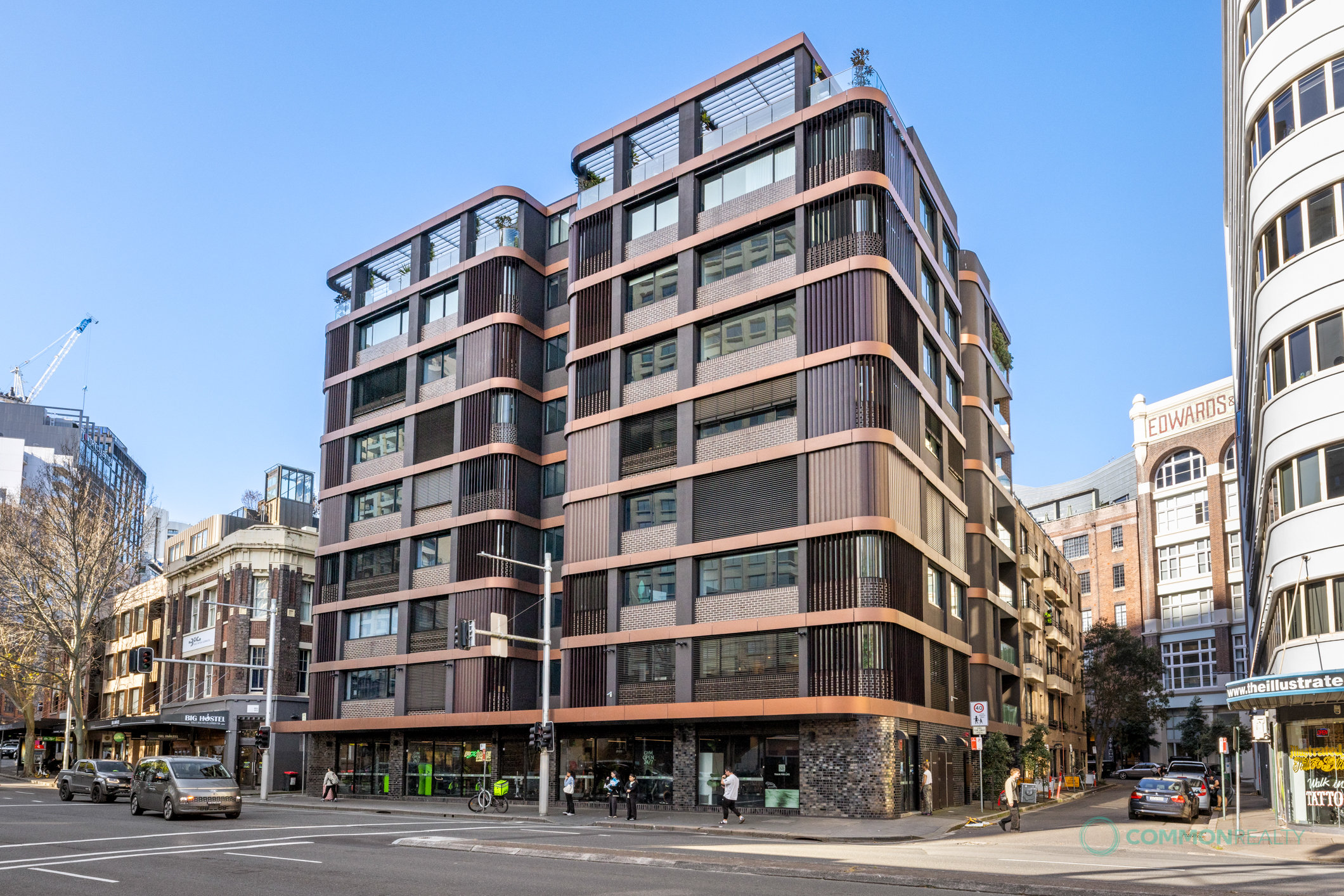 Stylish Surry Hills Living with Parking in a Prime City-Fringe Address - photo 1