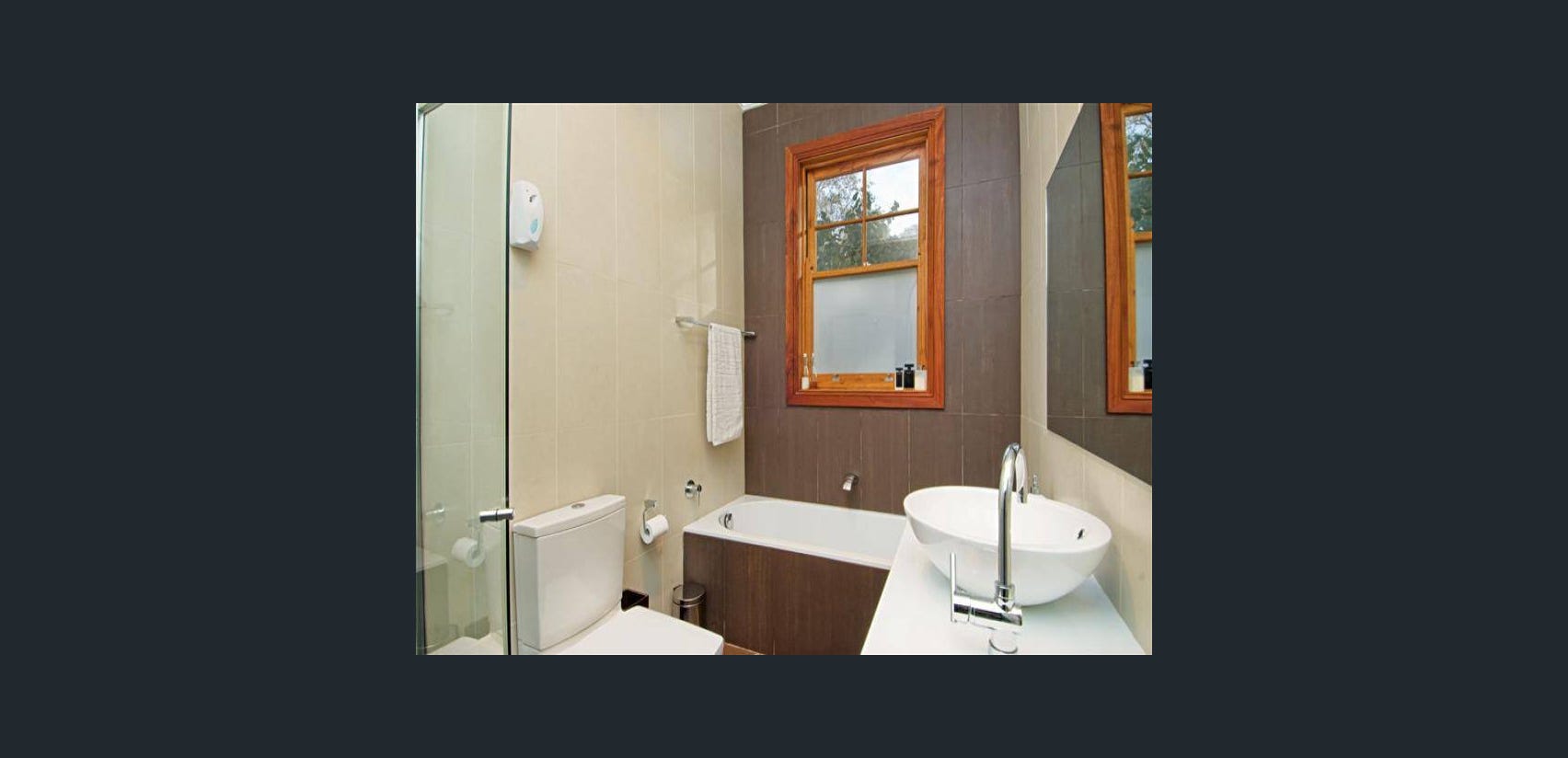 3-Bedroom Home in Quiet Epping Location - photo 5
