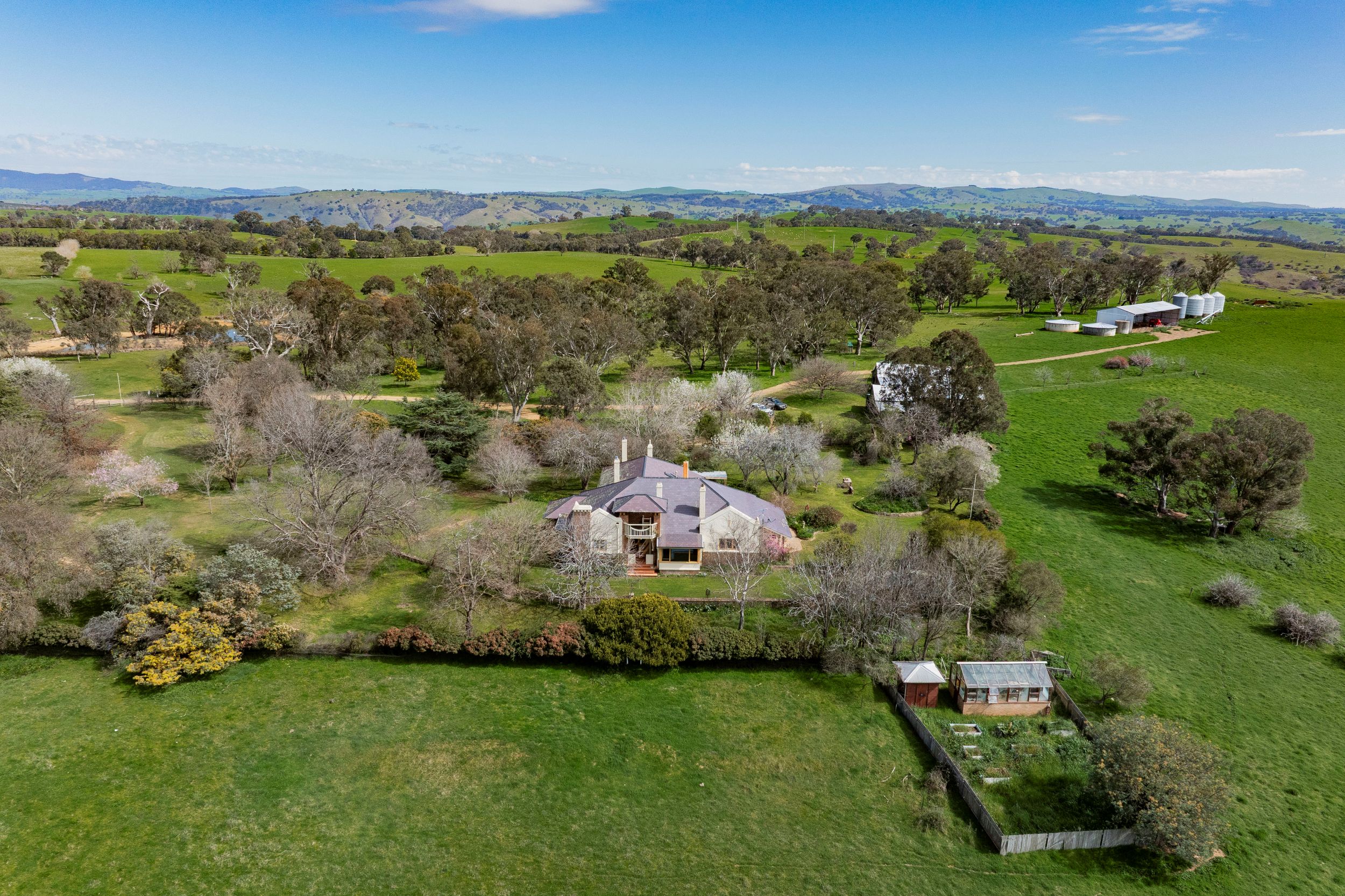 402 Euralie Road, Yass NSW 2582