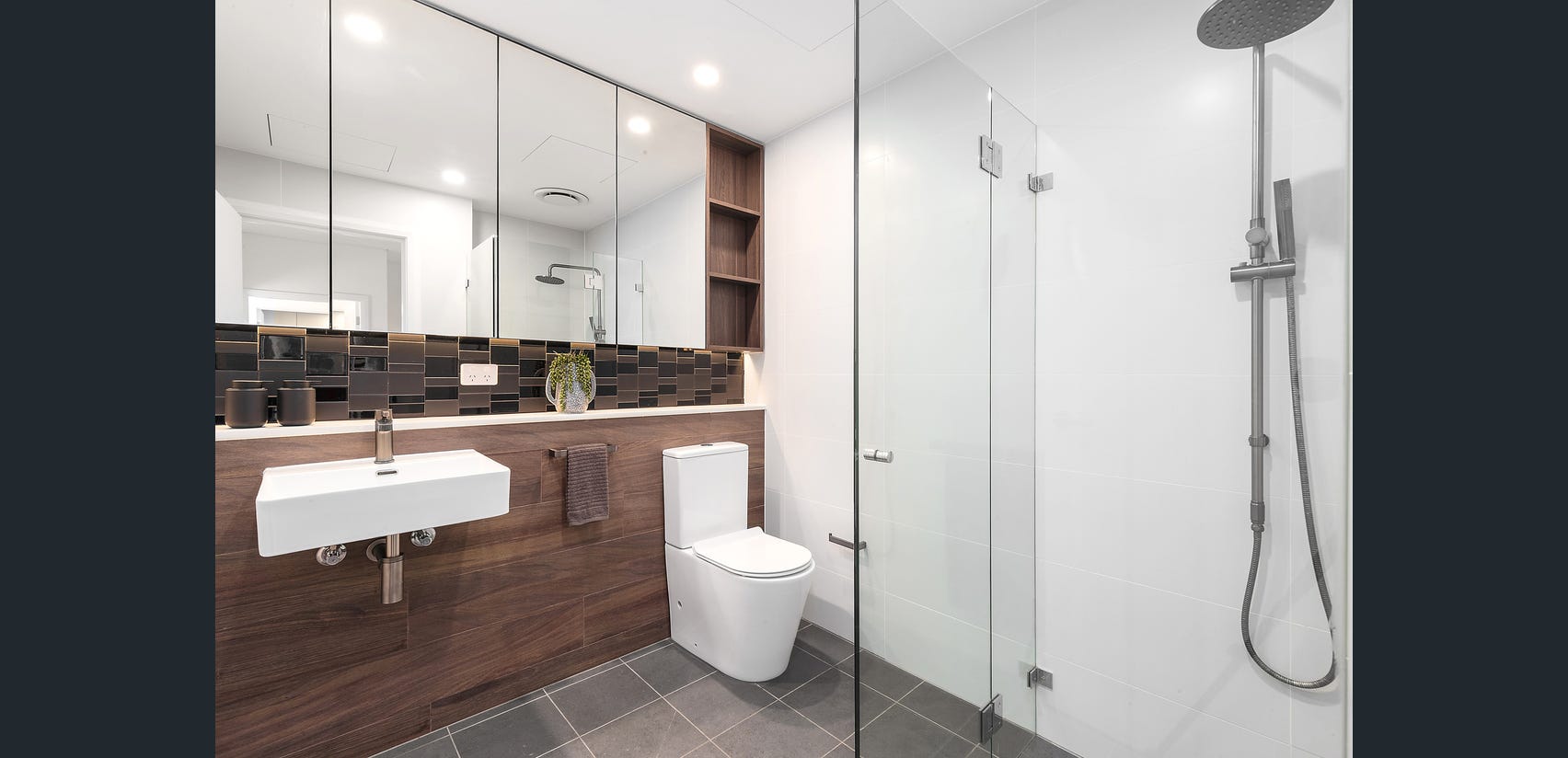 'Aspira" 3 Bedroom Townhouse - photo 6