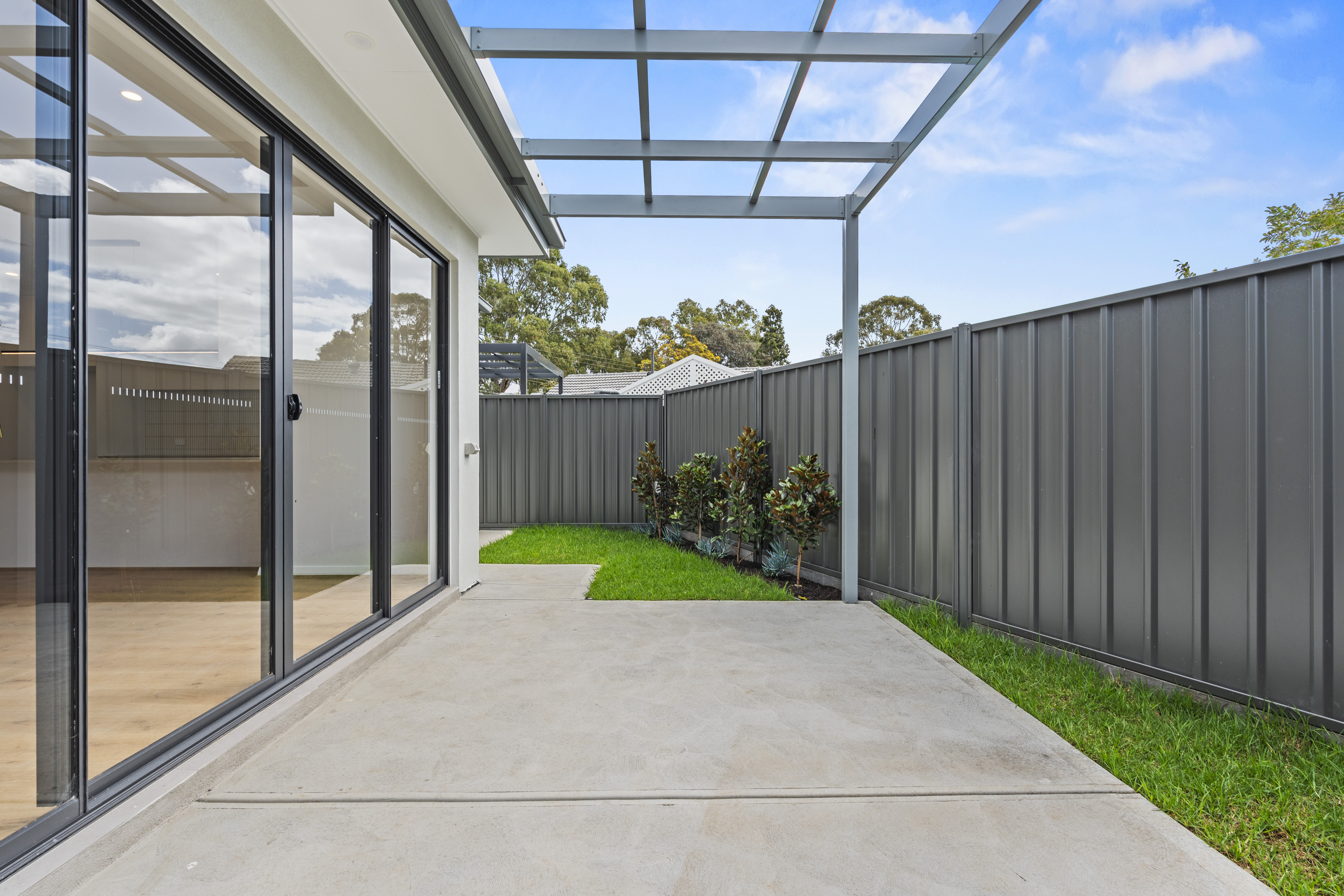 2C Auriel Way, Valley View