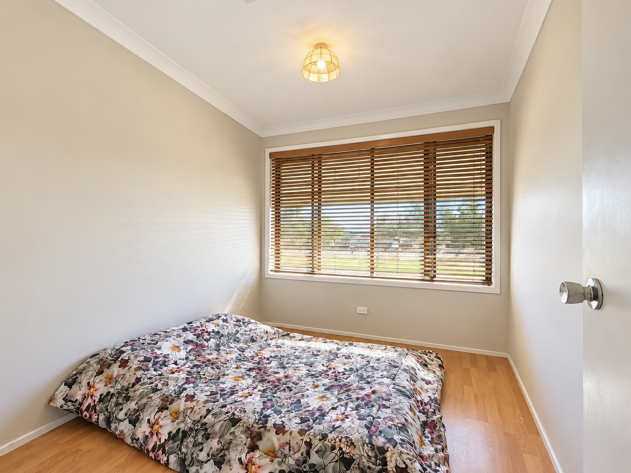 126 Clarke Street, Howlong For Sale by Farmbuy.com - image 11