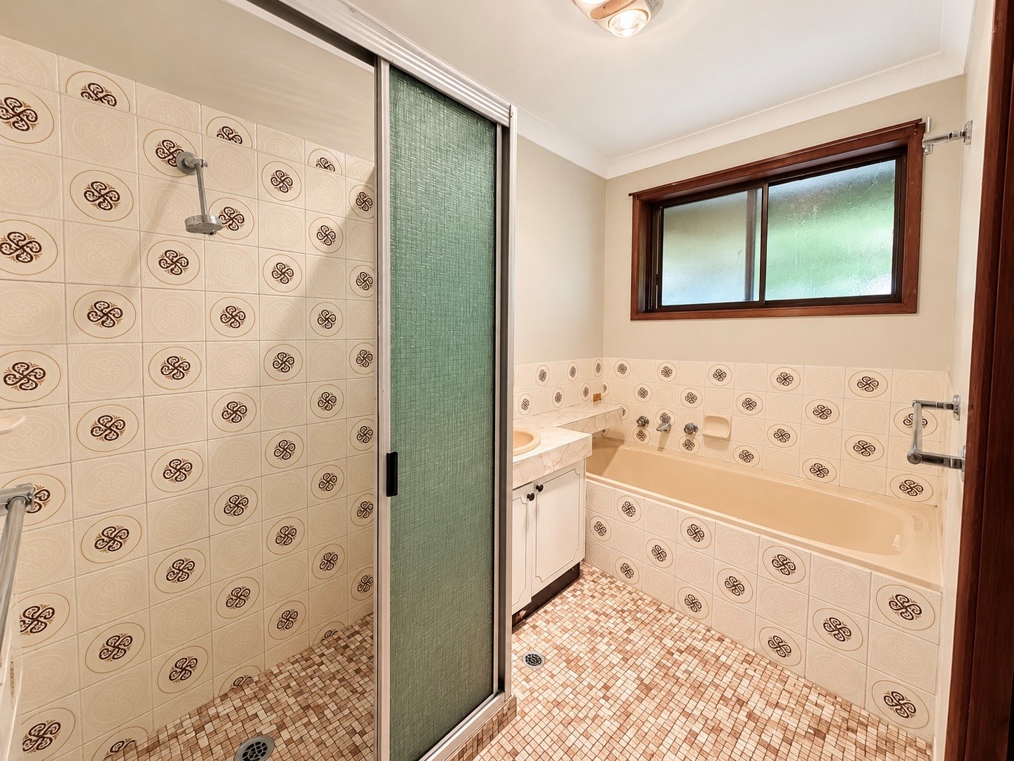 126 Clarke Street, Howlong For Sale by Farmbuy.com - image 13