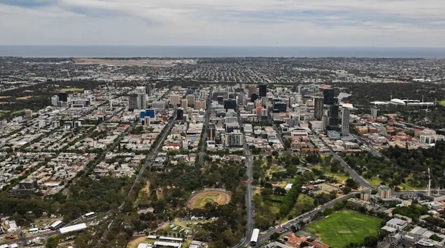 Four rate rises later, here's how Australia's housing market has changed