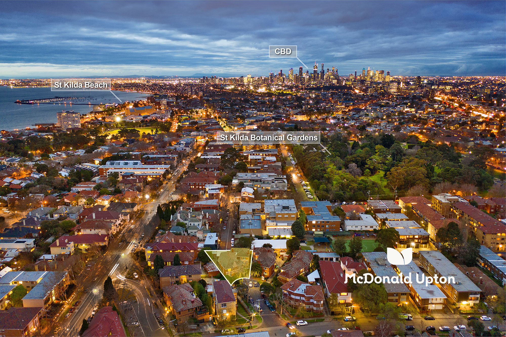 16 / 3 Avoca Court , Elwood