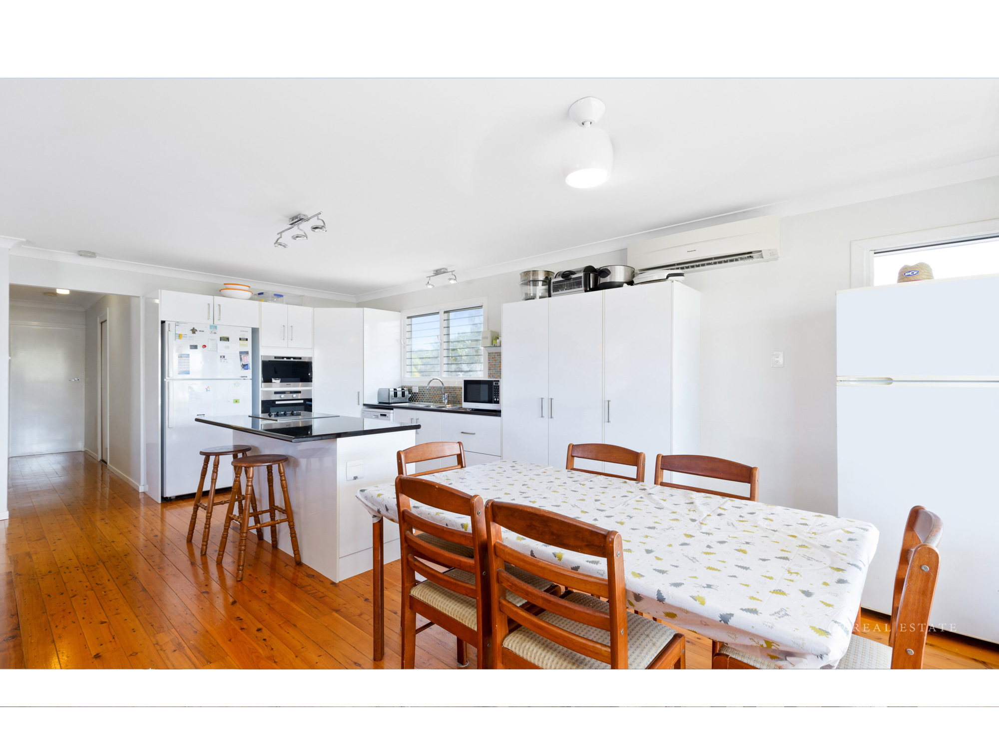 20 Sunflower Street, Kinka Beach Real Estate