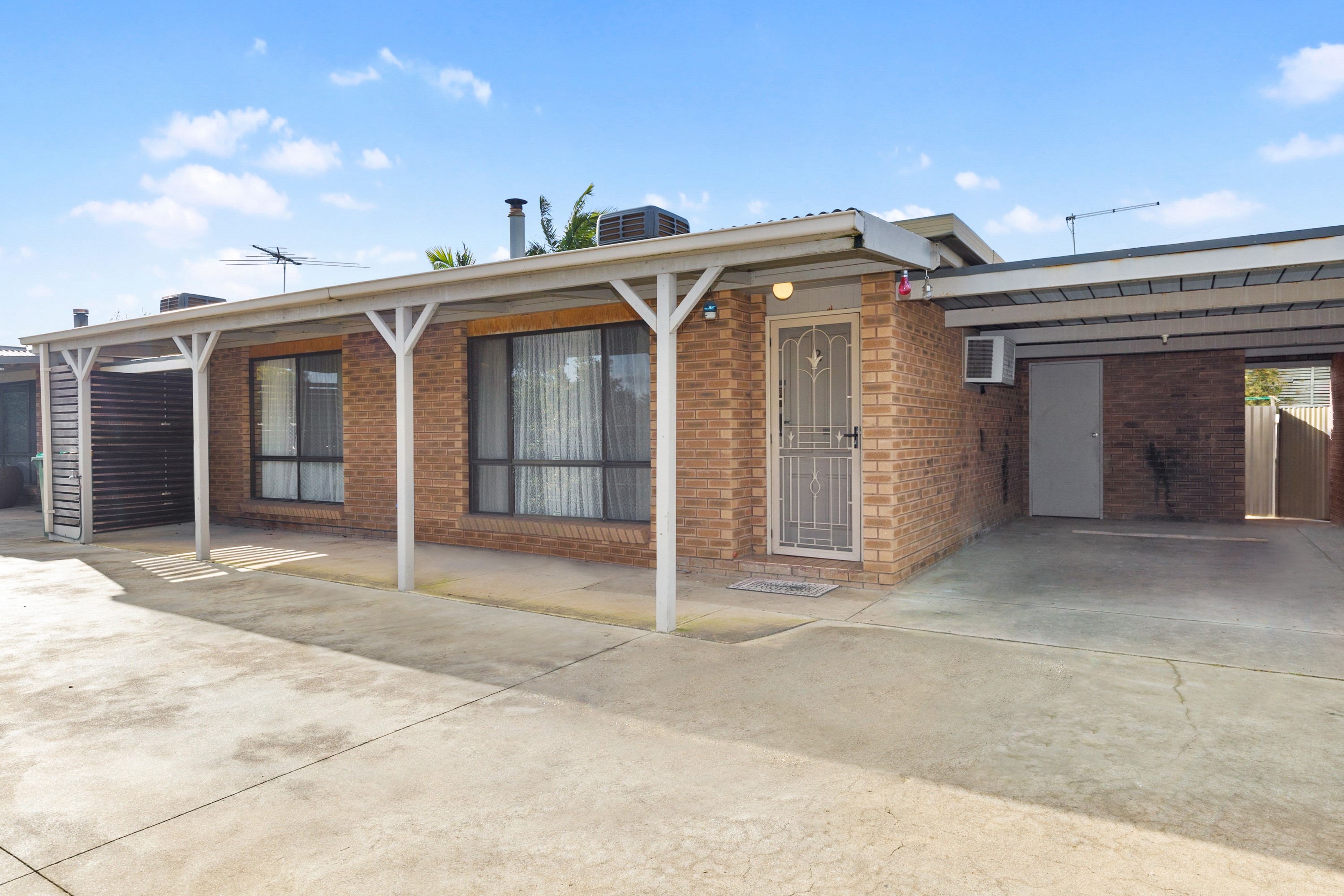 2 / 125 HUME STREET, Mulwala Extons Real Estate