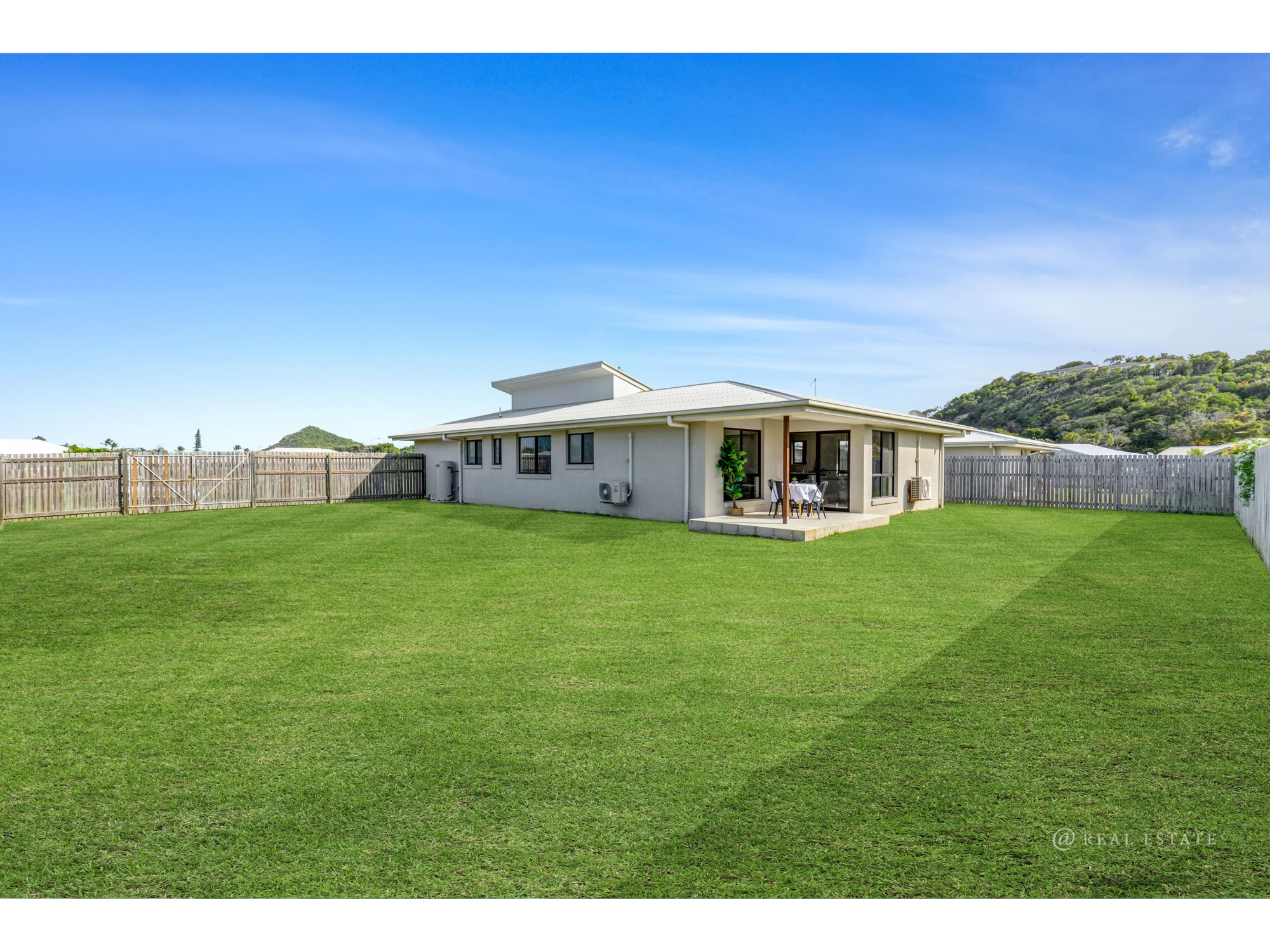 12 Beachside Circuit, Mulambin Real Estate