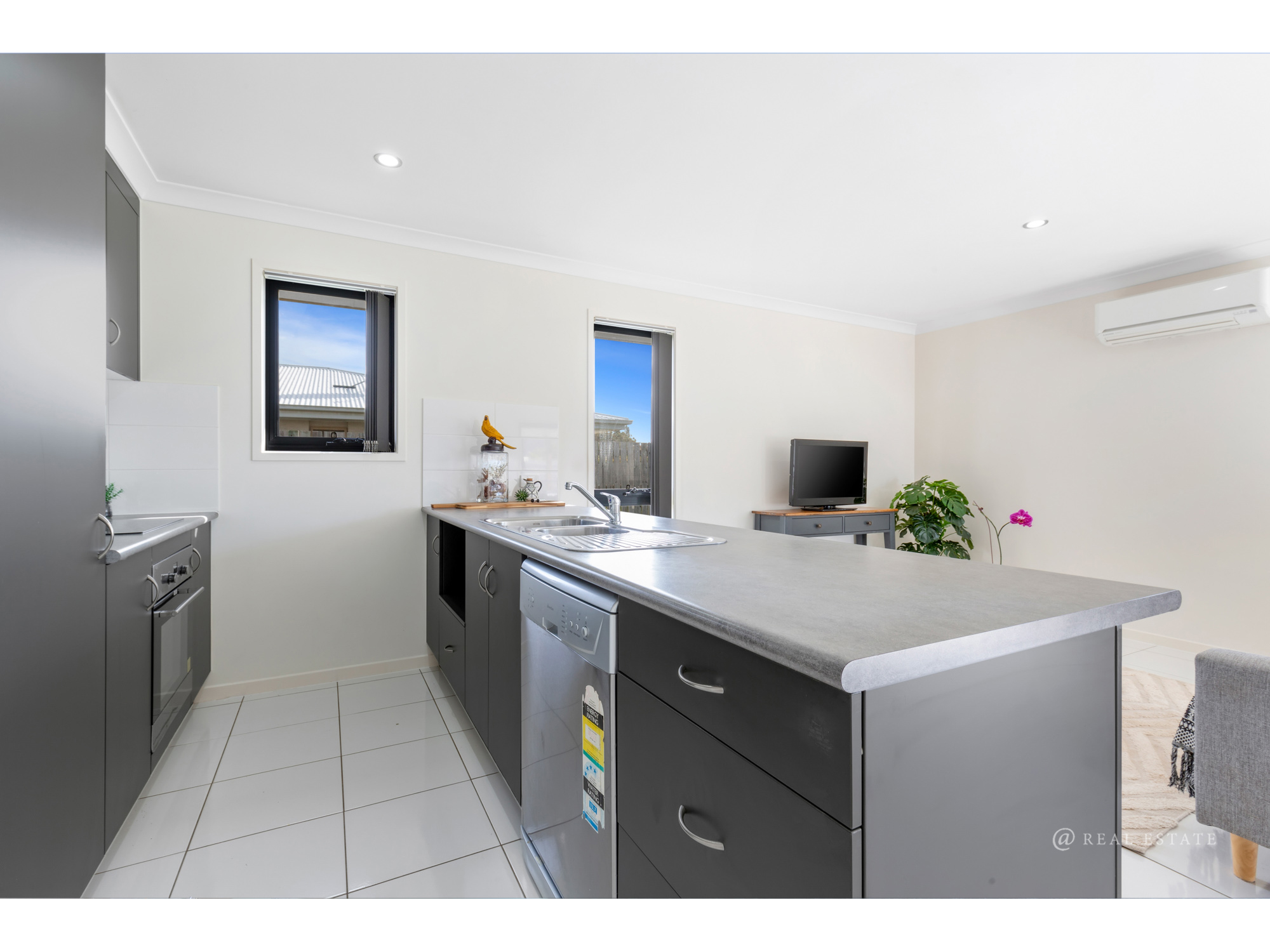 12 Beachside Circuit, Mulambin Real Estate