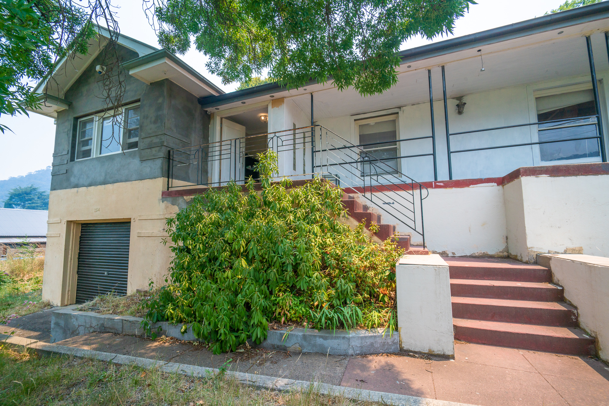 Real Estate Agent Hartley Hartley Realty & Lifestyle Properties