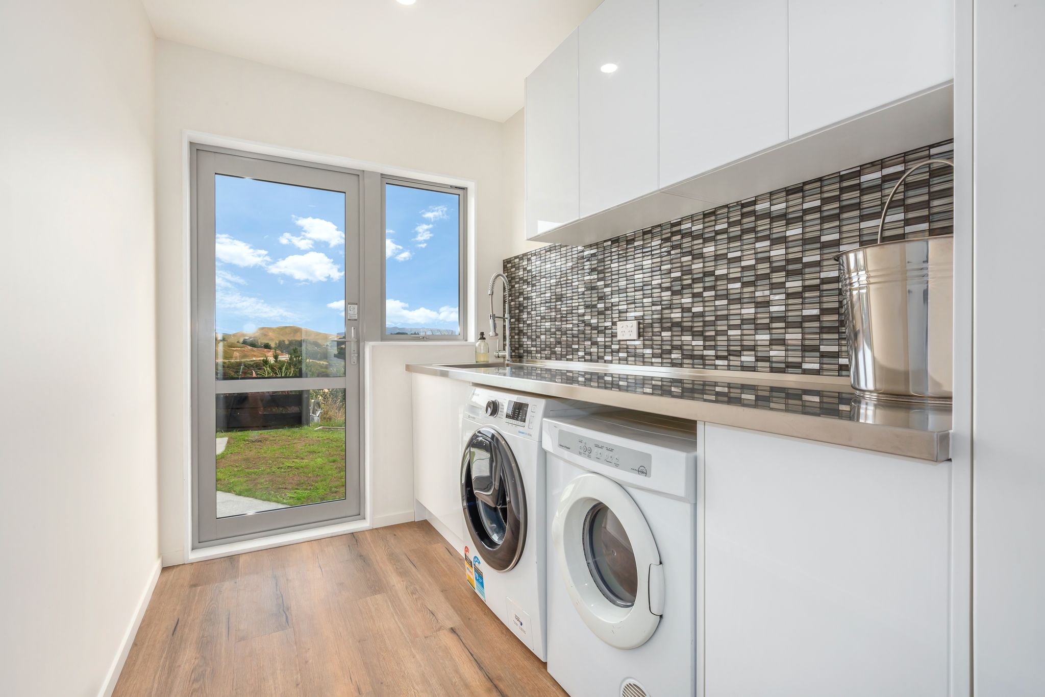 25 Pacific View, Whitby Southern Star Realty Limited